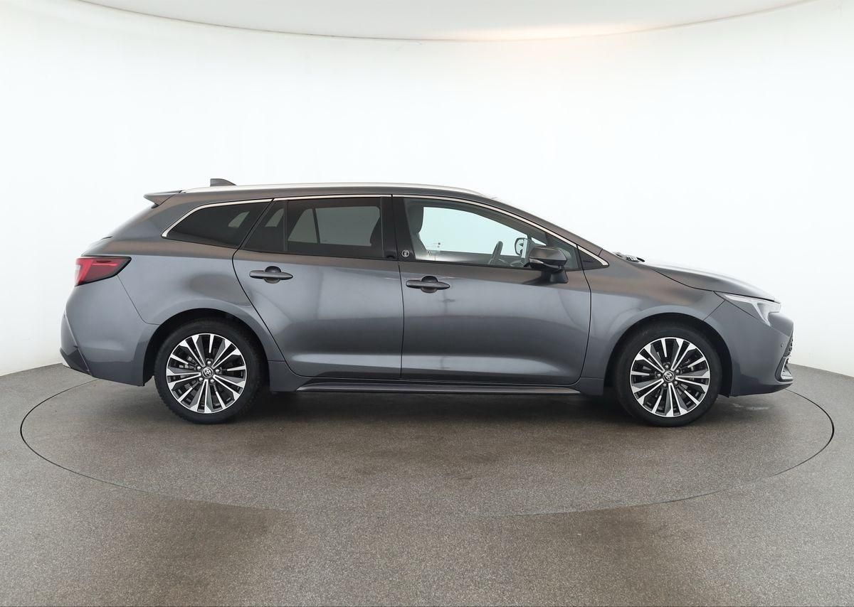 Toyota Corolla Touring Sports 2.0 CVT Team D Navi Kam