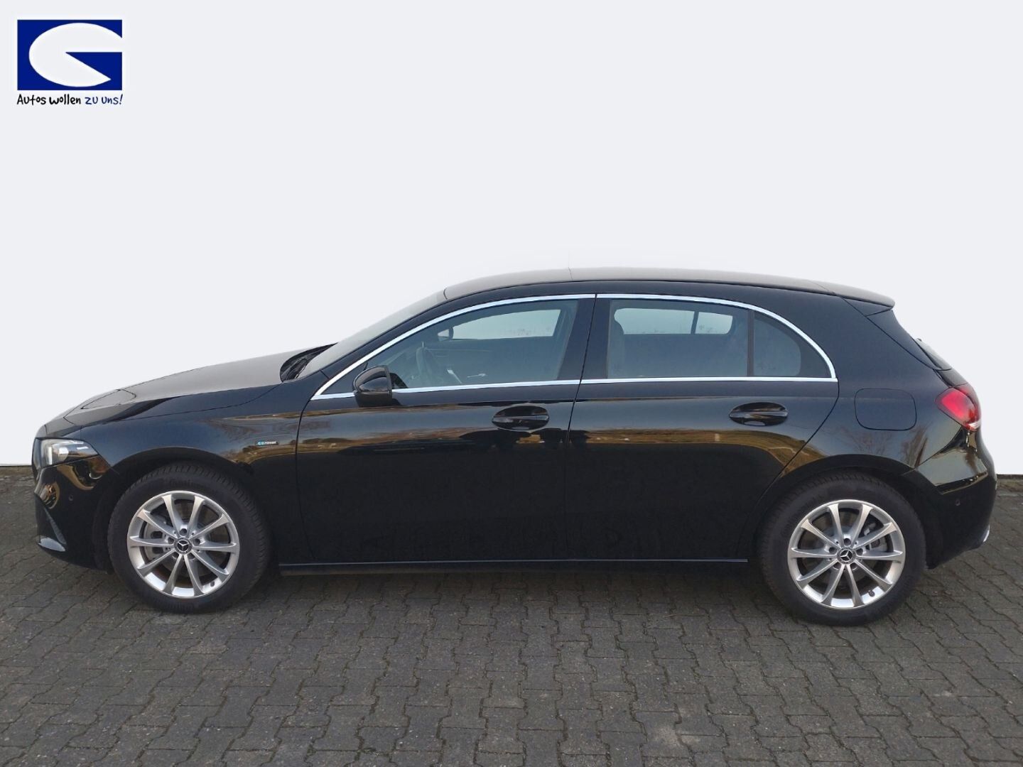 Mercedes-Benz A250 e Progressive - Samsaru's Car Outlet