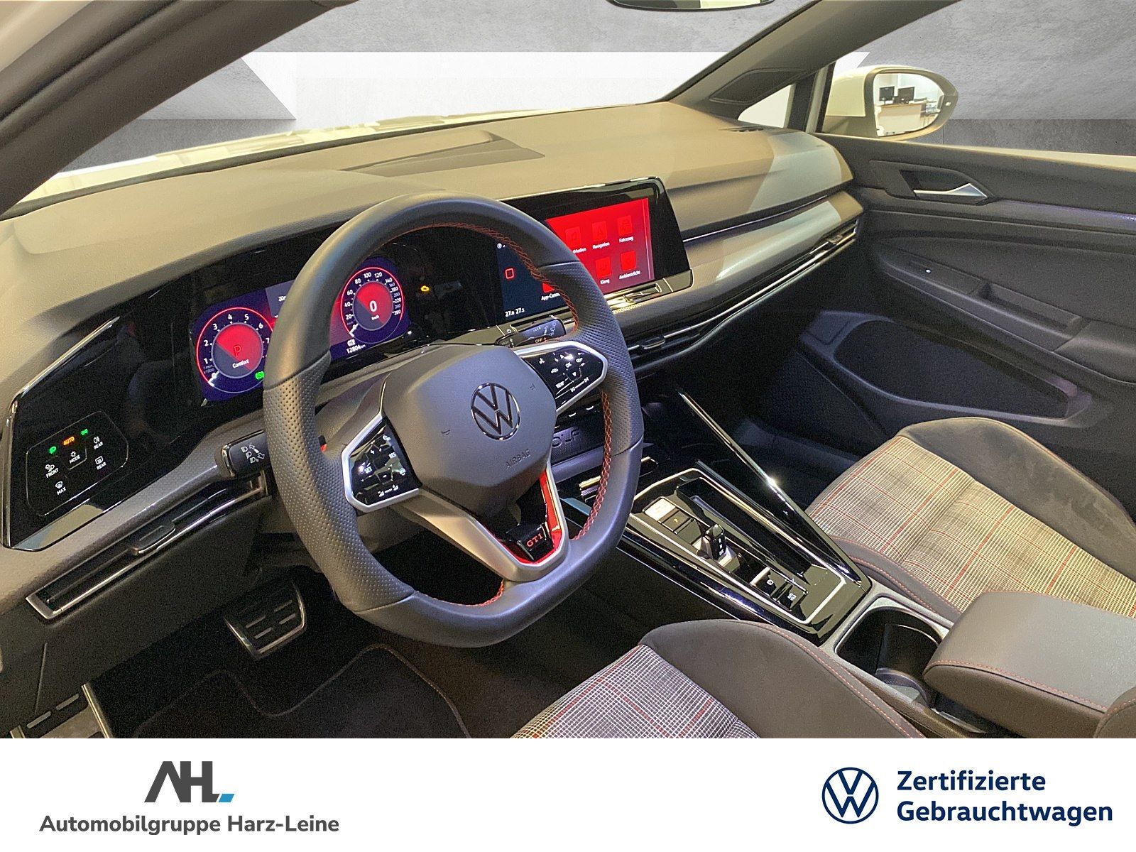 Volkswagen Golf GTI VIII 2.0 TSI DSG - Samsaru's Car Outlet