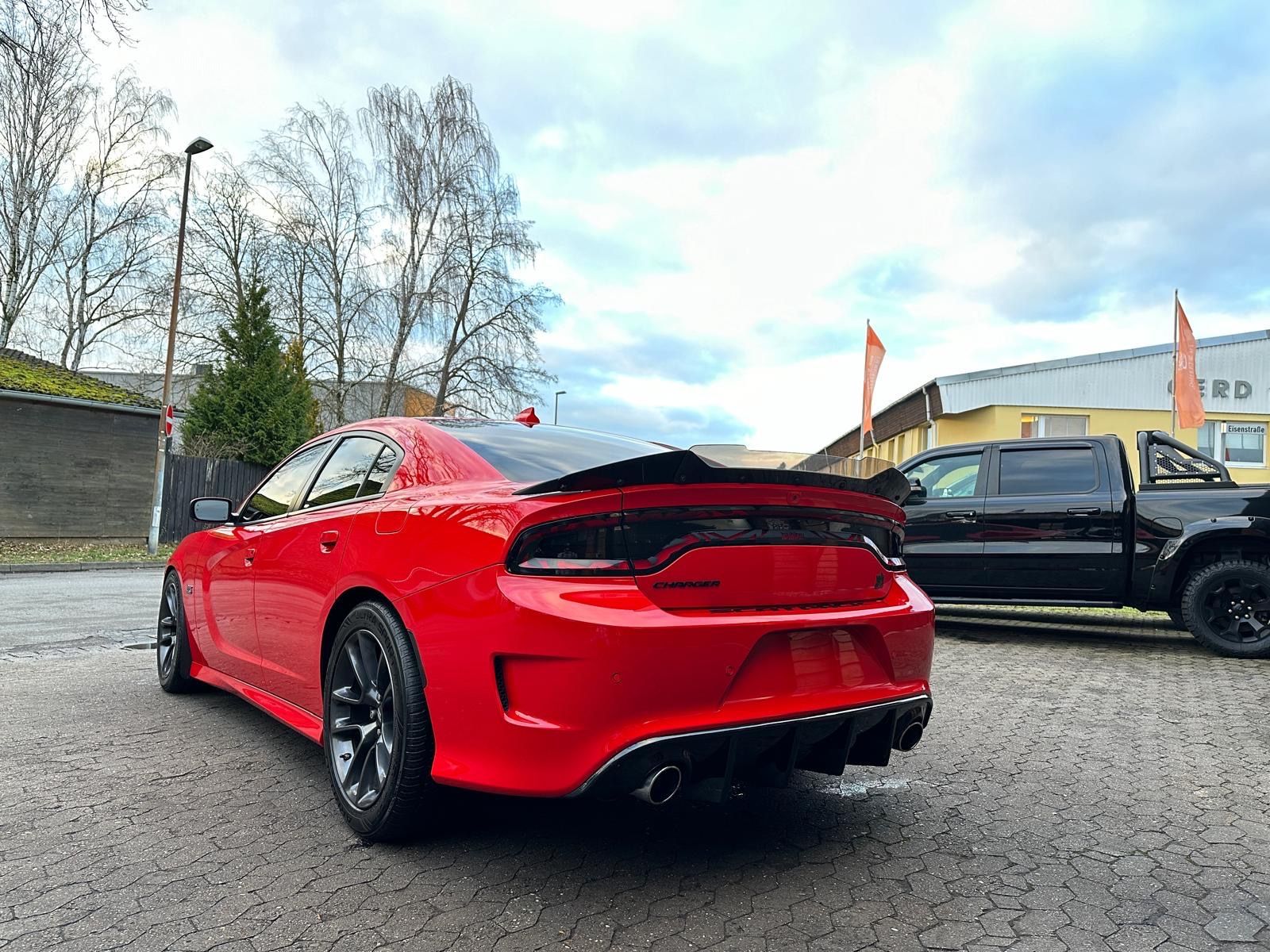Dodge SRT*6,4*V8*BREMBO*STERNHIMMEL*NAVI*LED*GARANTIE*
