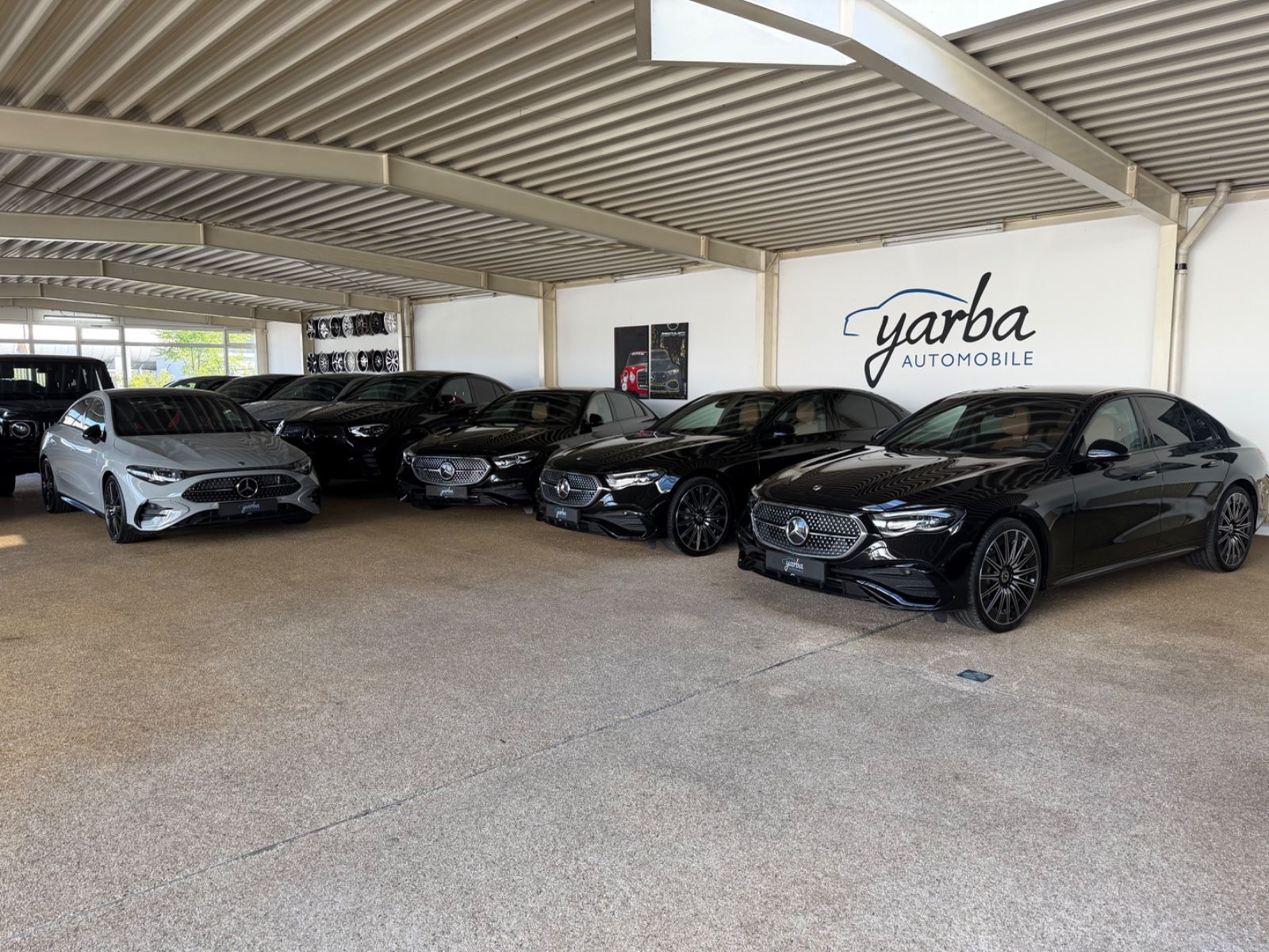 Mercedes-Benz E 220 d 4Matic  AMG PremiumPlus/Superscreen/21"