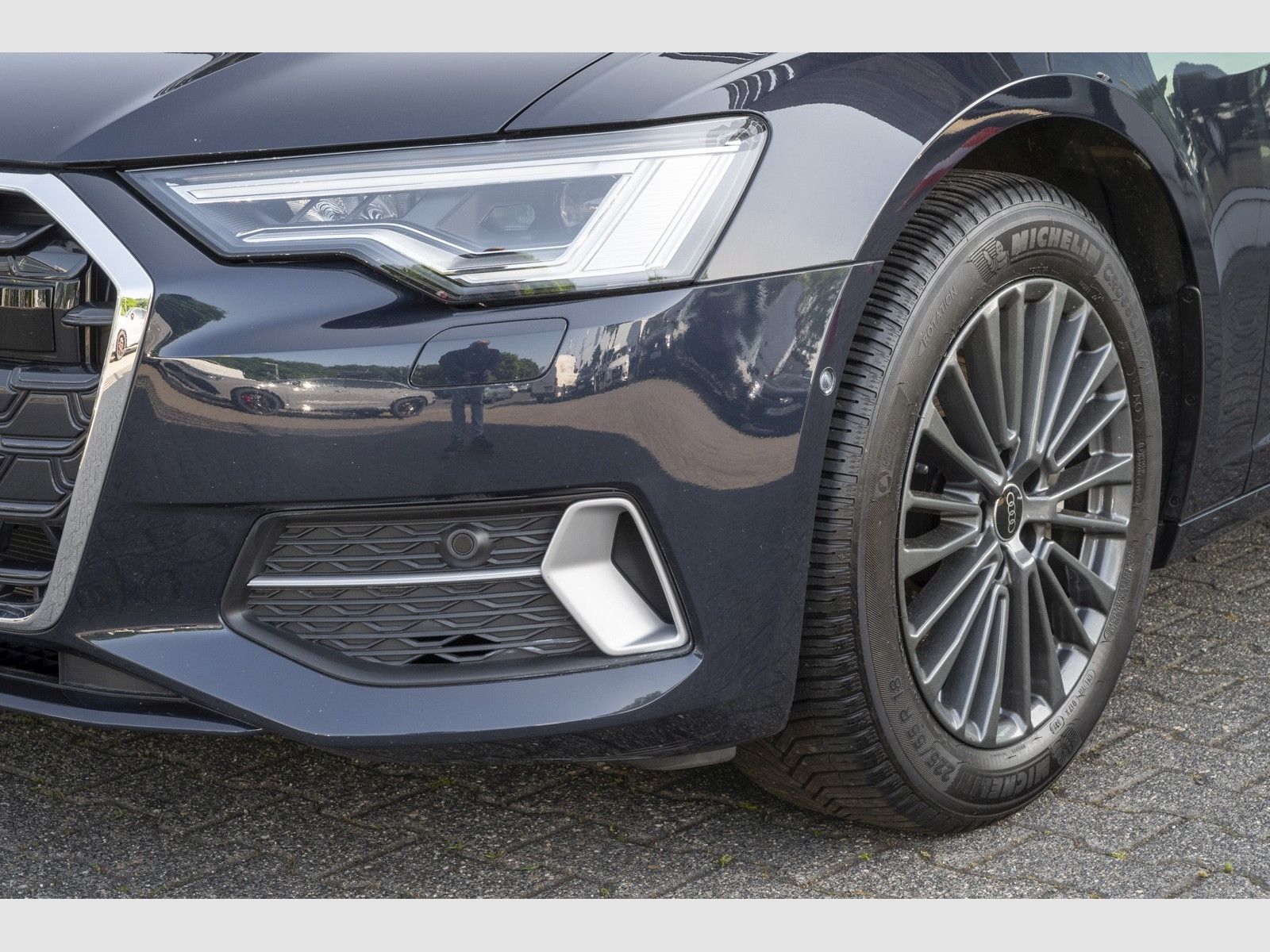 Audi A6 Avant 40 TDI quattro advanced - Samsaru's Car Outlet