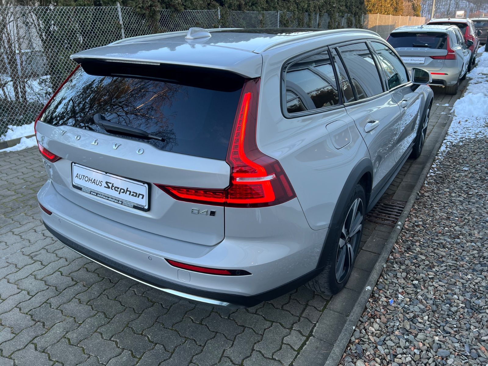 Volvo V60 Cross Country B4 D AWD Autom. Plus GARANTIE