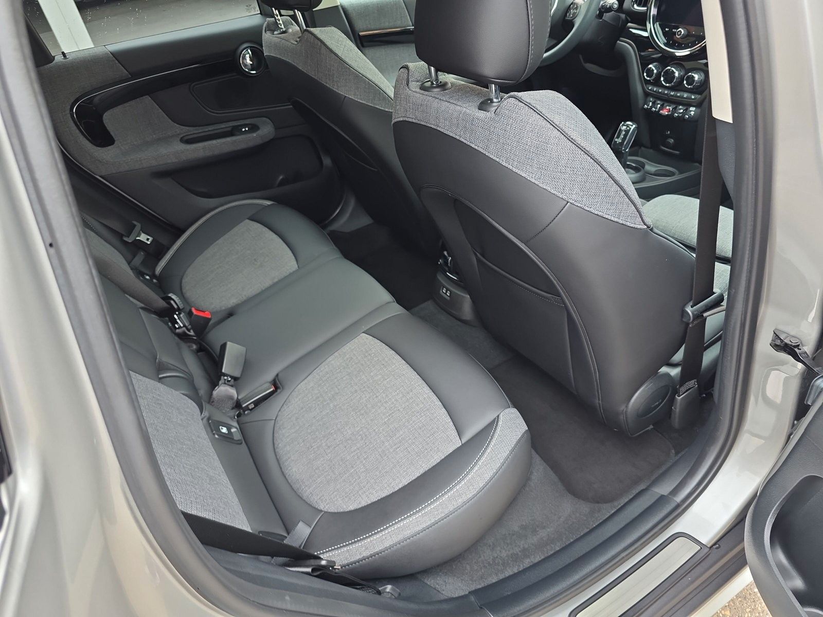 MINI Cooper D Countryman Classic - Samsaru's Car Outlet