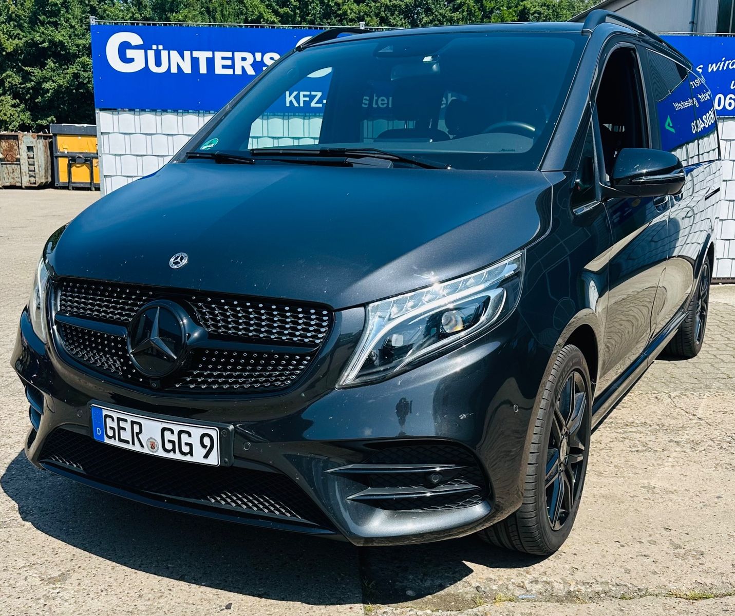 Mercedes-Benz V 300 d AVANTGARDE EDITION 4MATIC - Samsaru's Car Outlet