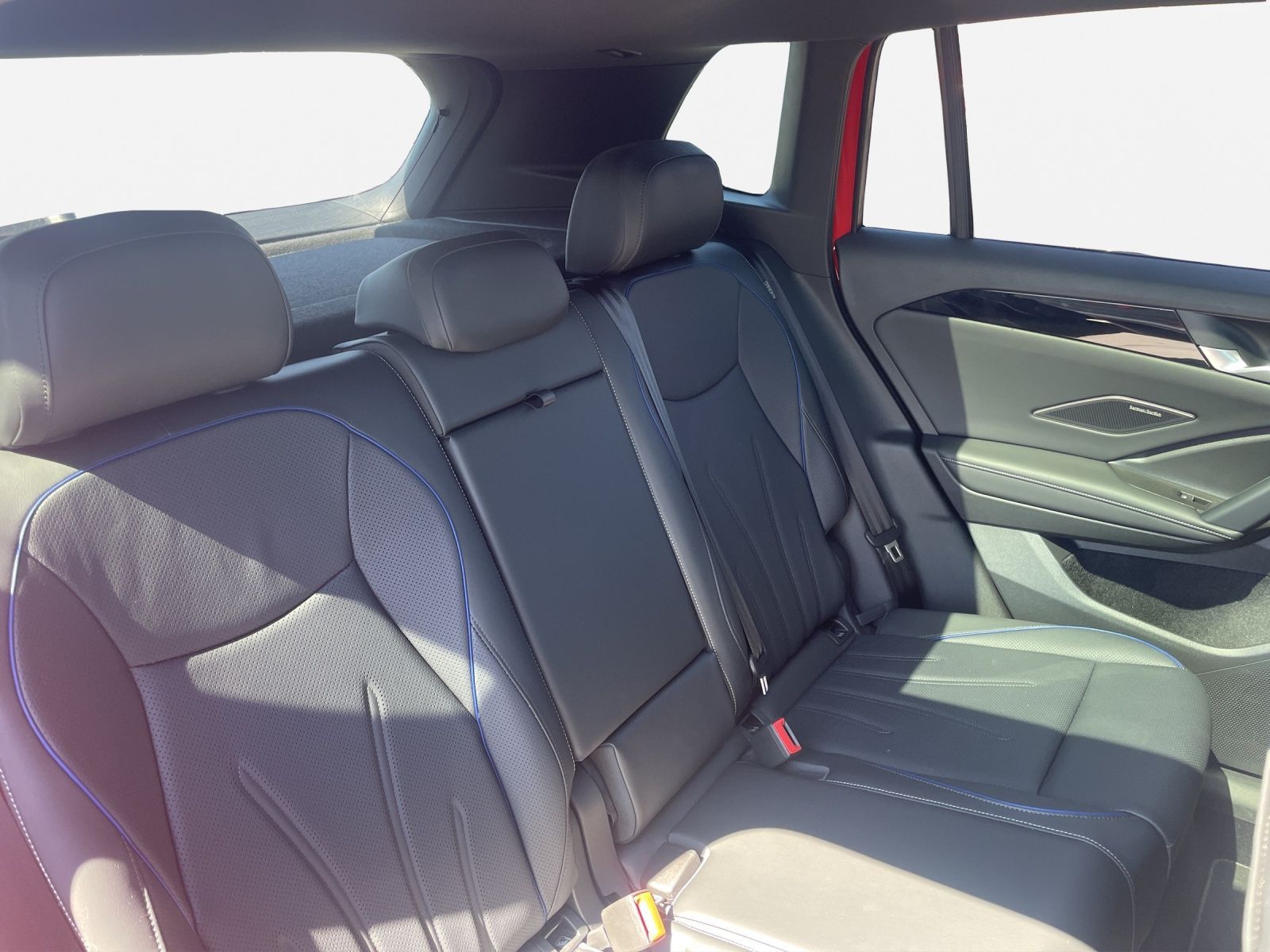 Volkswagen Tiguan 1.5 e-Hybrid DSG R-LINE*BLACK-STYLE*IQ.LI