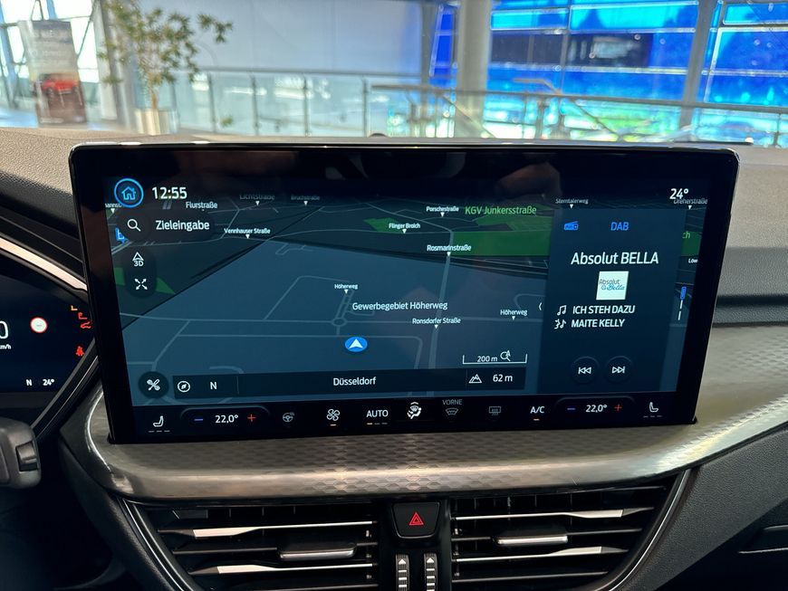 Ford Kuga 1.5 EcoBoost TITANIUM - Samsaru's Car Outlet