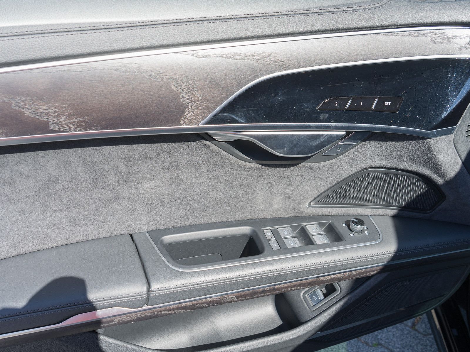 Audi A8 L 55TFSI - Samsaru's Car Outlet