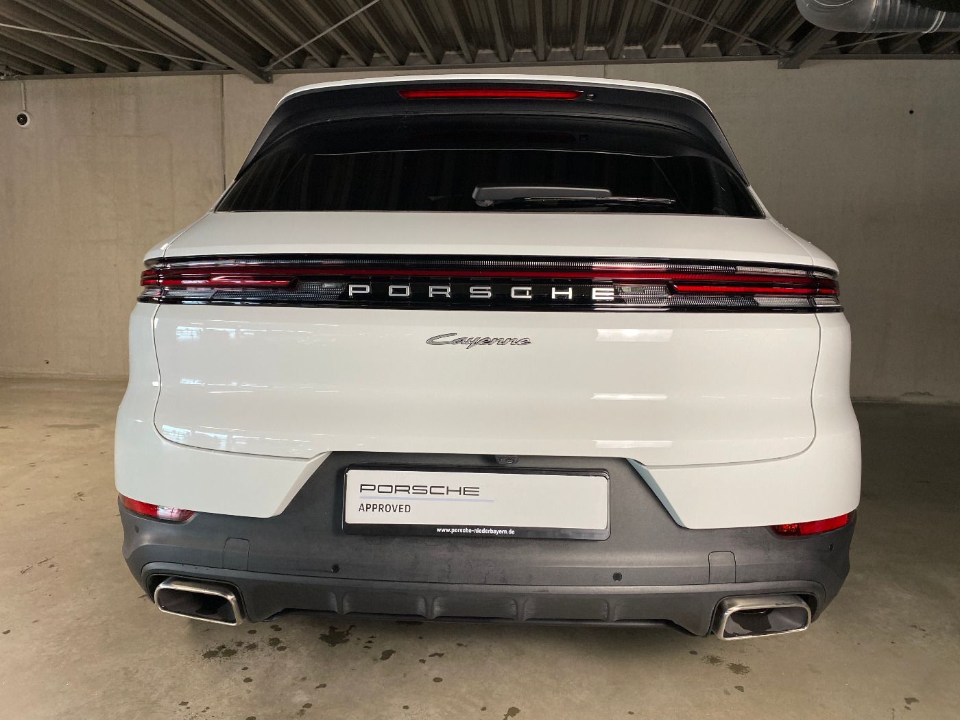 Porsche Cayenne E-Hybrid | Nachtsicht | InnoDrive |