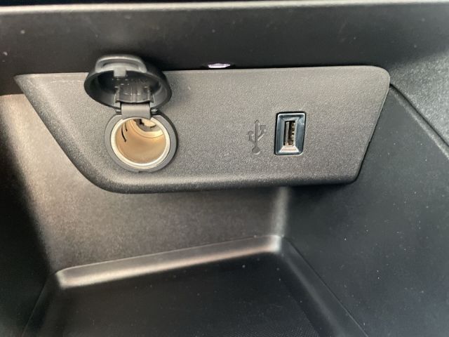 Opel Corsa-e Ultimate - Samsaru's Car Outlet