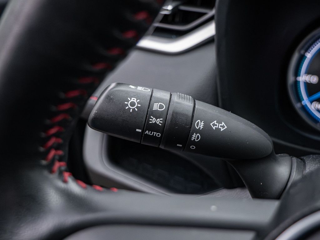 Toyota RAV4 2.5 Plug-in Hybrid 4x4 SHZ KAMERA NAVI ACC