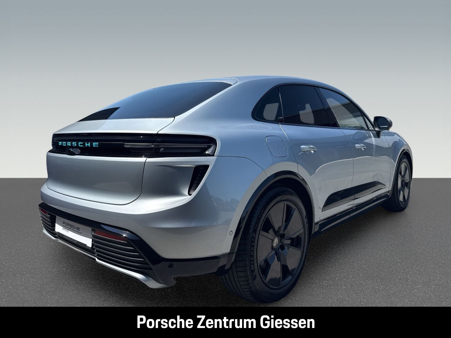 Porsche Macan Turbo HA-Lenkung LED-Matrix Luftfederung