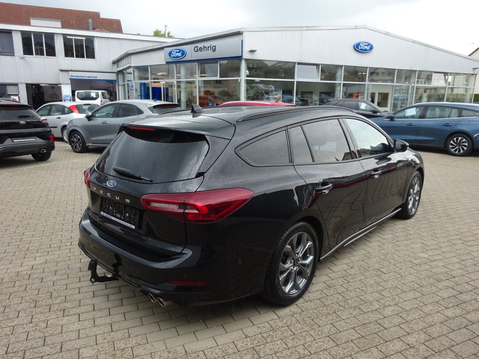 Ford Focus Turnier ST-Line X Autom AHK iACC HuD
