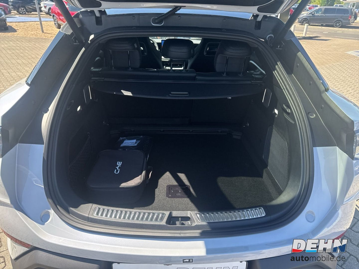 BYD Sealion 7