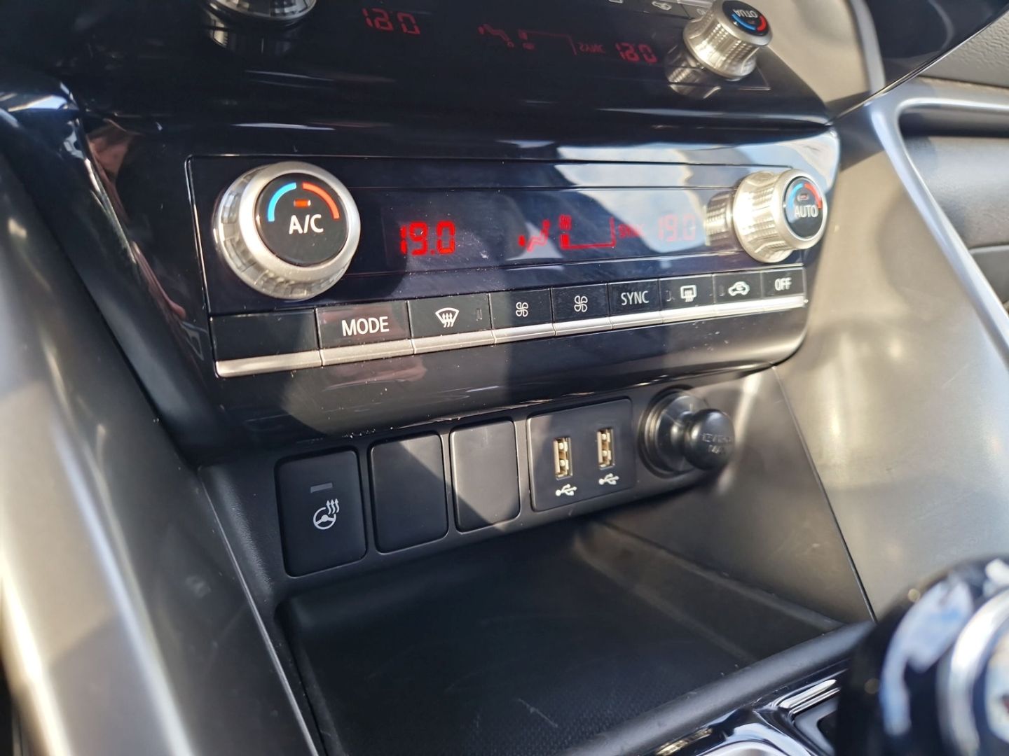 Mitsubishi Eclipse Cross Plug-In Hybrid Select Black Garant