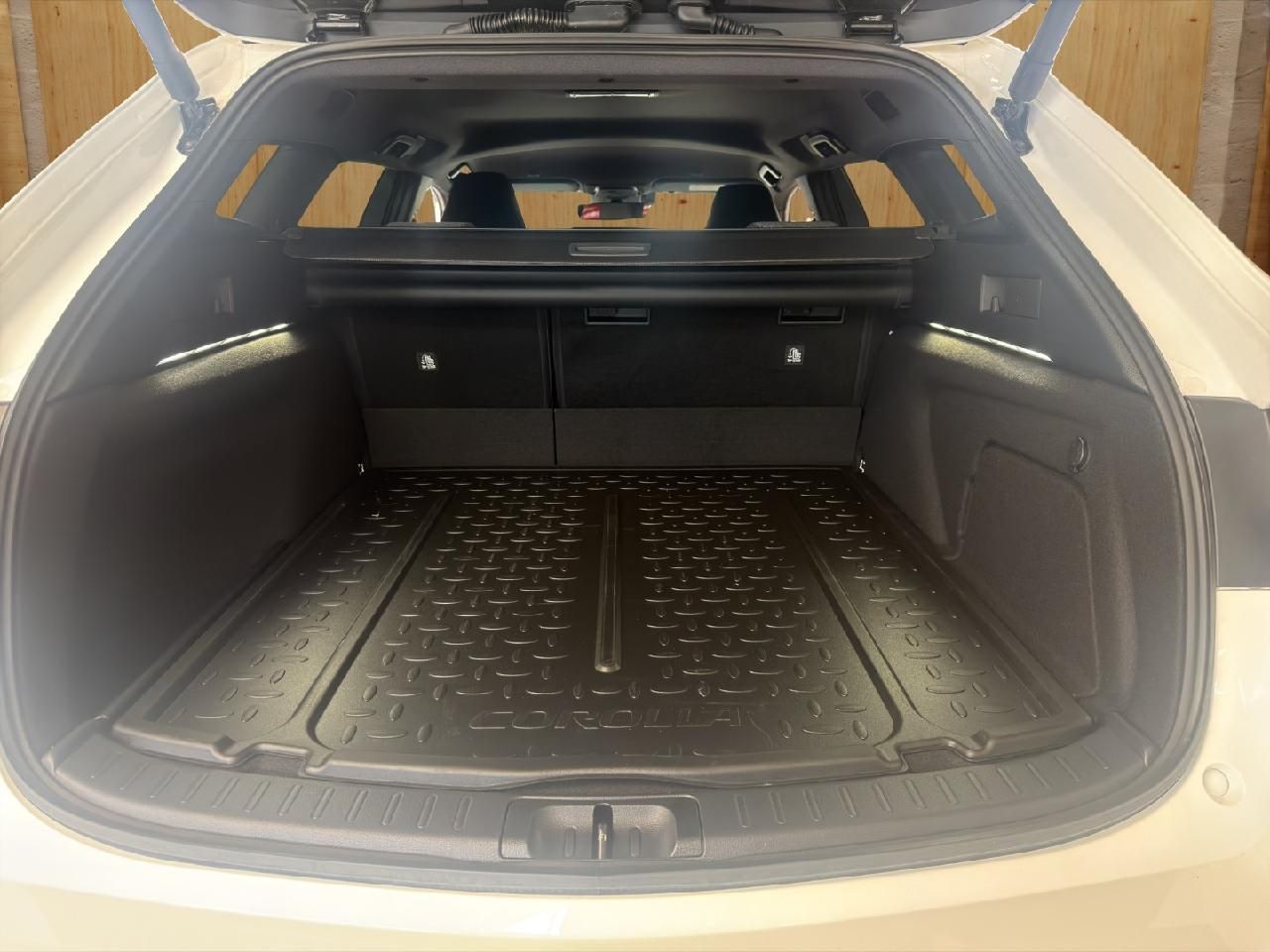Toyota Corolla TS 1.8l Hybrid Teamplayer + Technikpaket
