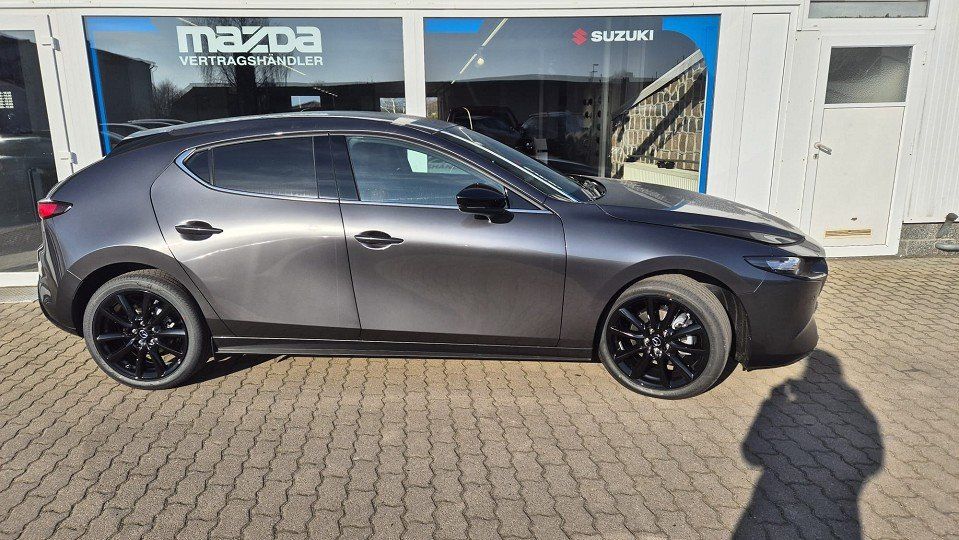 Mazda 3 2.5L e-SKYACTIV G 140ps 6AT FWD Nagisa