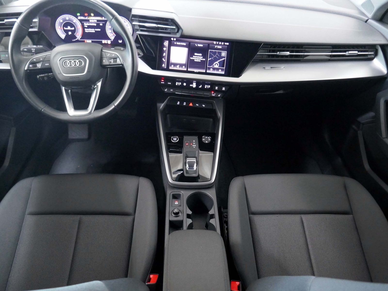 Audi A3 35 Spb. advanced 2.0 TDI | LED RFK Navi
