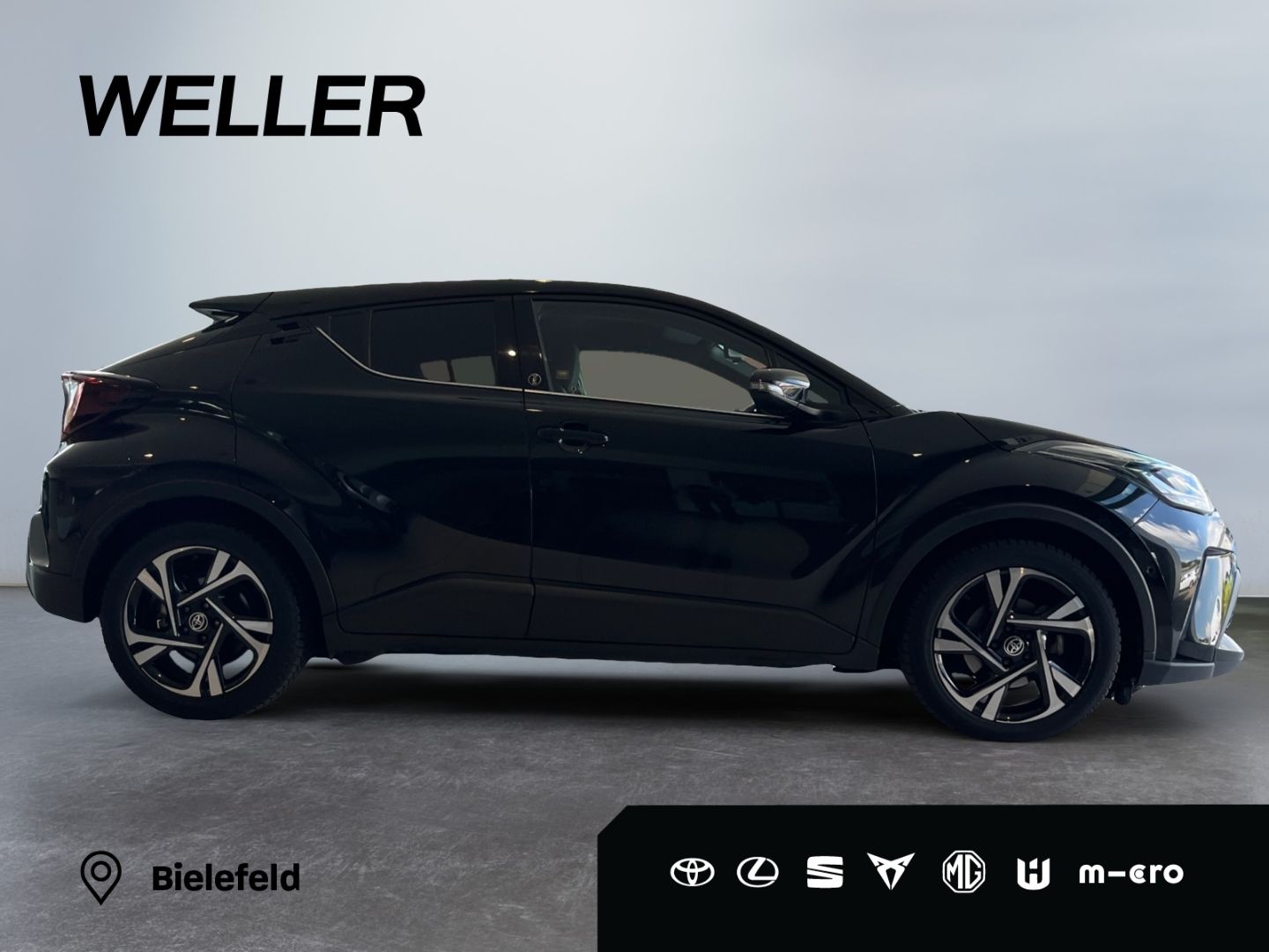 Toyota C-HR 2.0 Hybrid Team - Samsaru's Car Outlet
