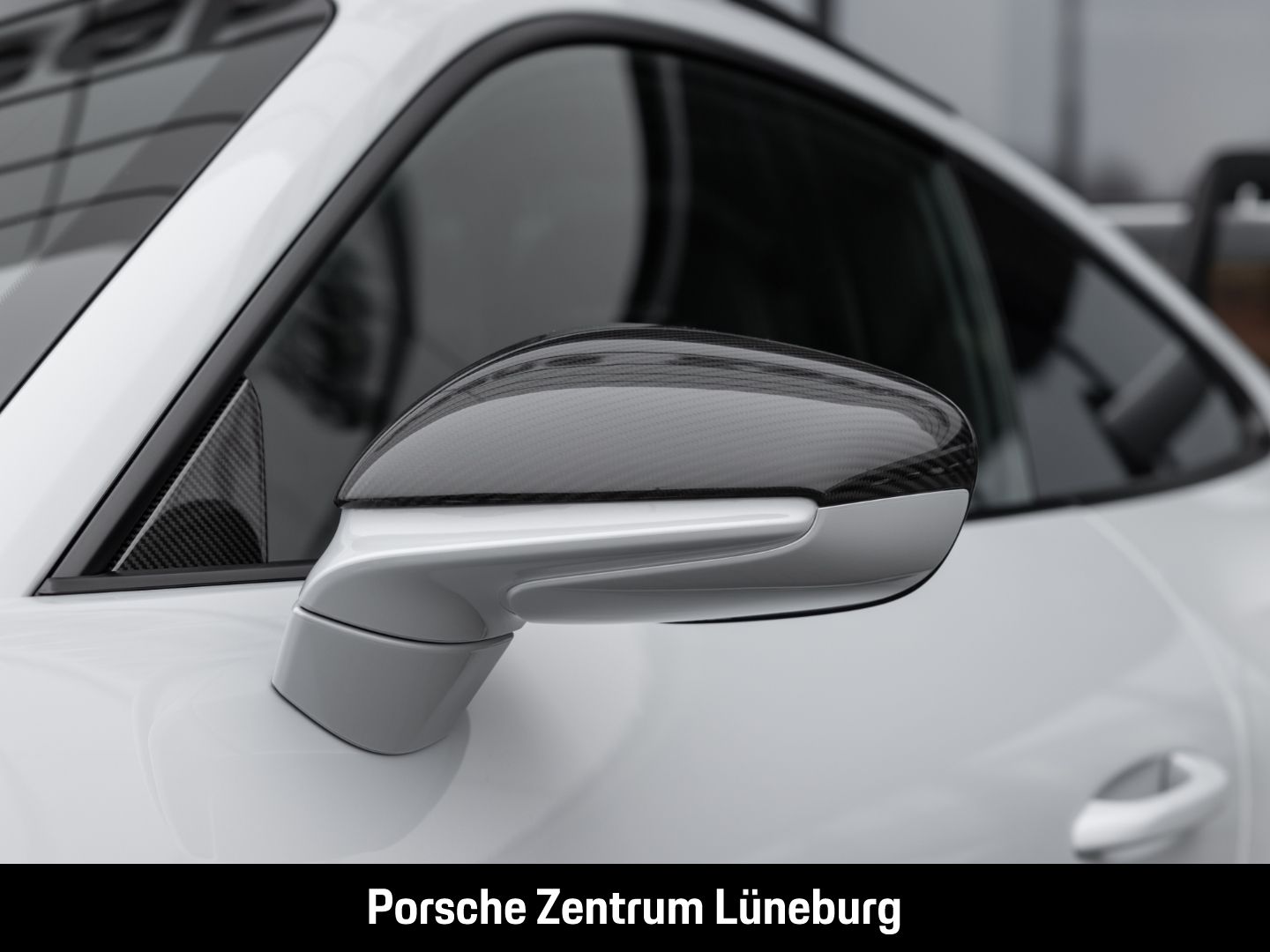 Porsche 992 911 GT3 RS - Samsaru's Car Outlet