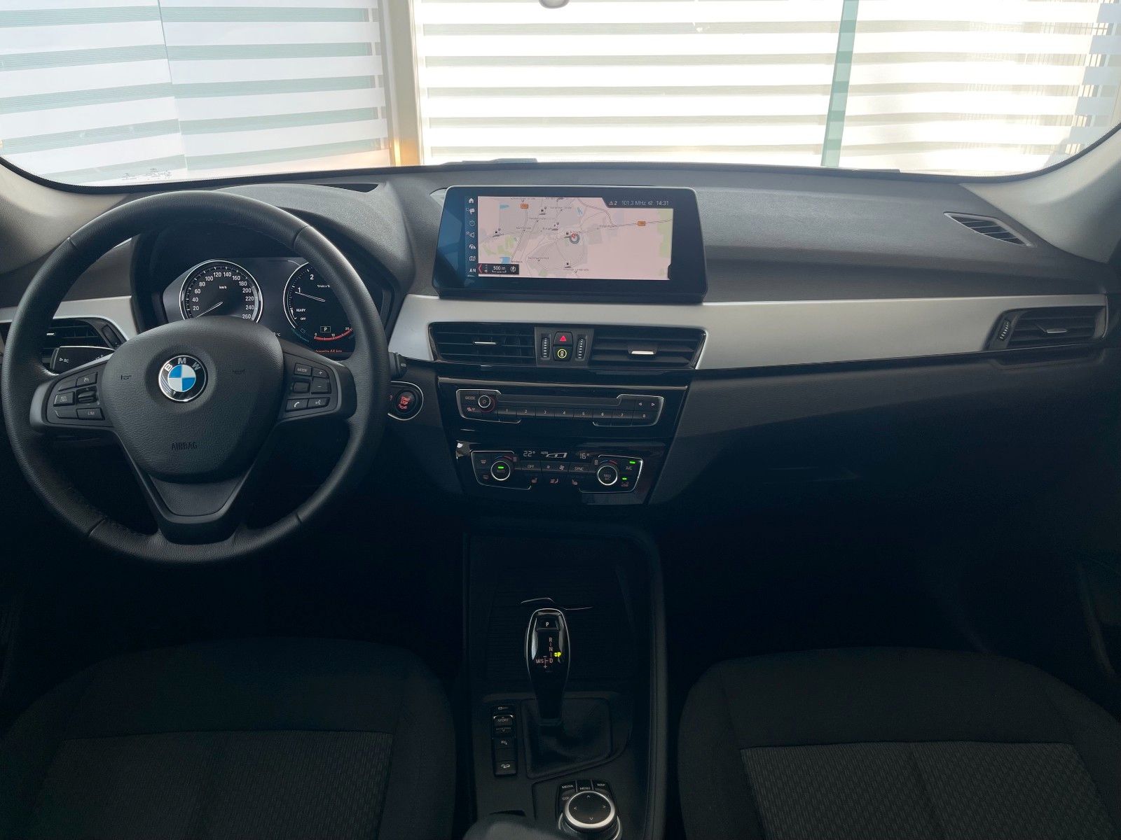 BMW X1 xDrive 18d Aut. - Samsaru's Car Outlet