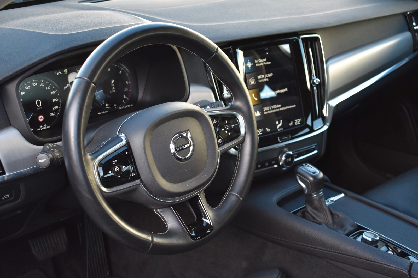 Volvo S90 D4 Momentum Pro*AT*LED*Mietkauf möglich