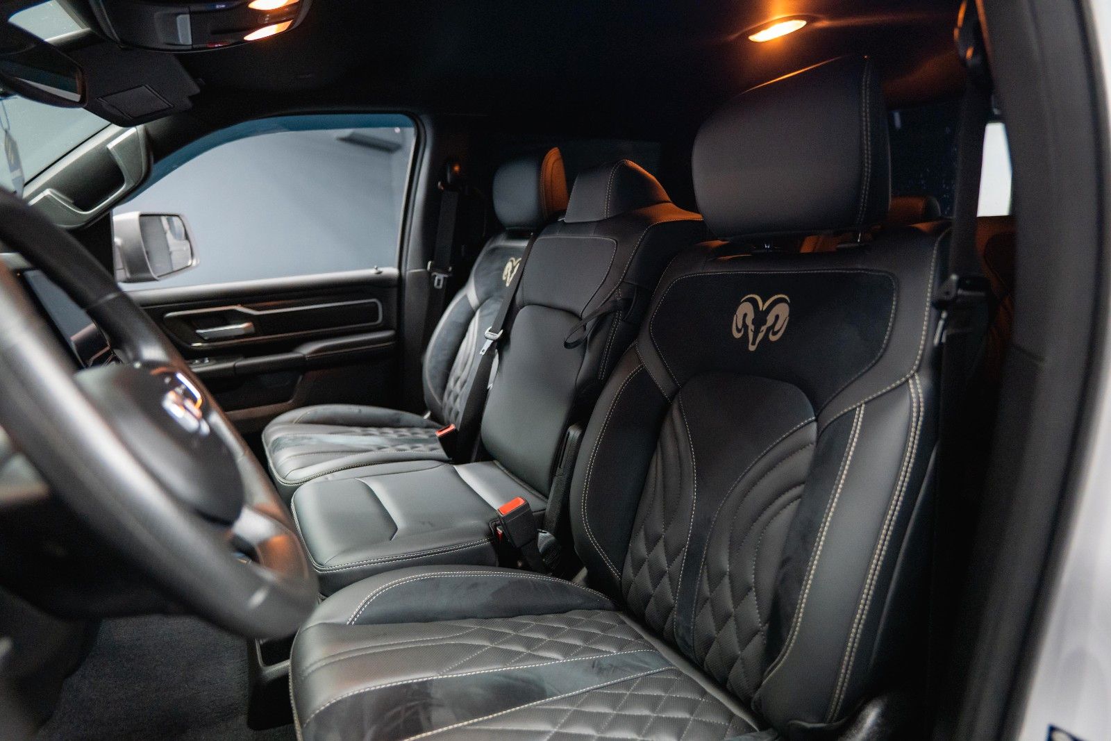 Dodge RAM 3.6 V6 MY 25 Offroad Night-Paket ACC LED 19%