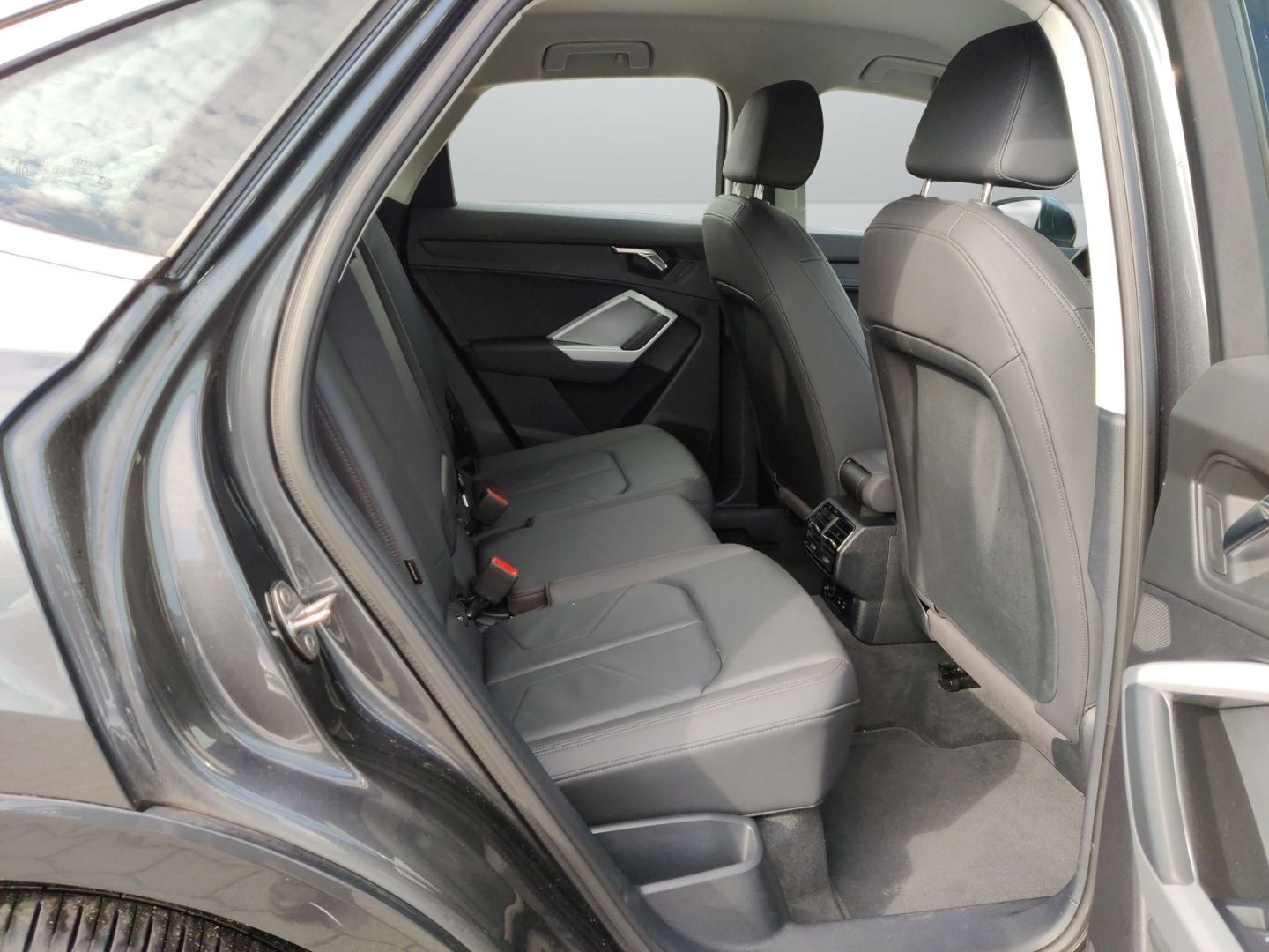 Audi Q3 Sportback 35 TDI quattro S line - Samsaru's Car Outlet