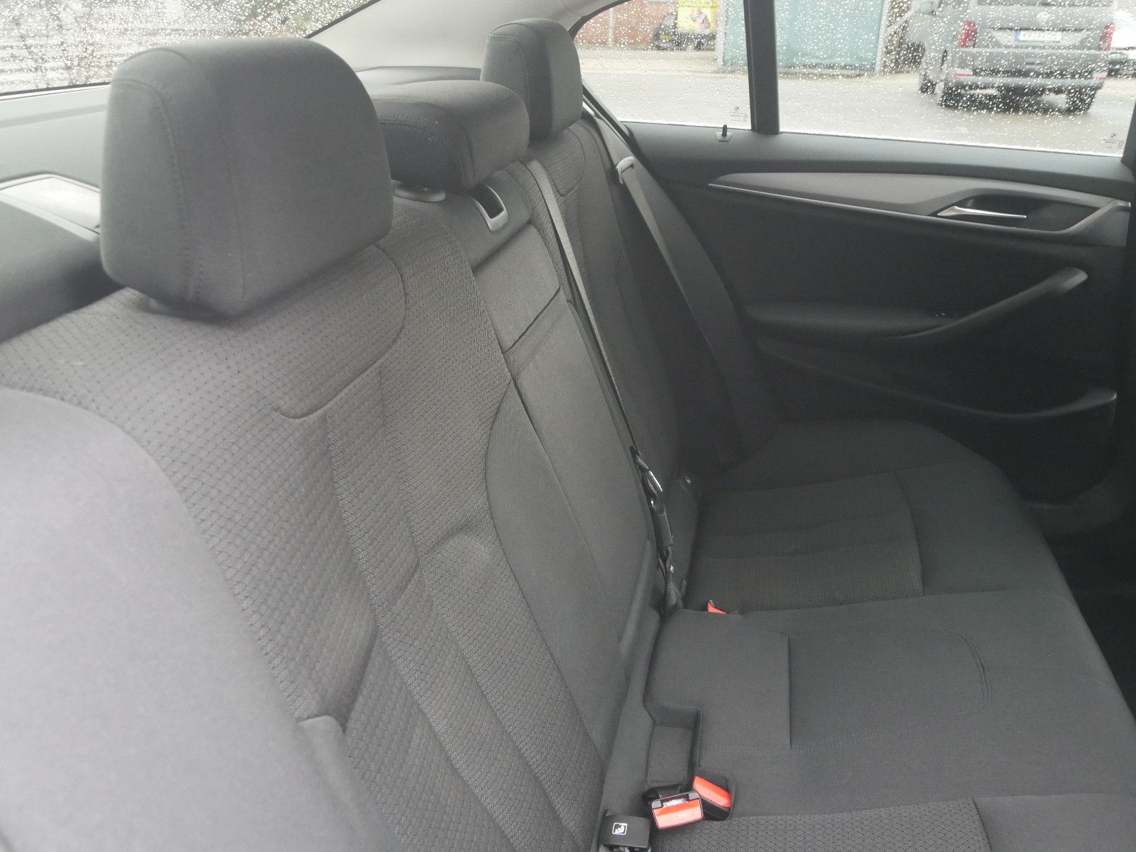 BMW 530 i xDrive Limousine Business Navi Head-up LED