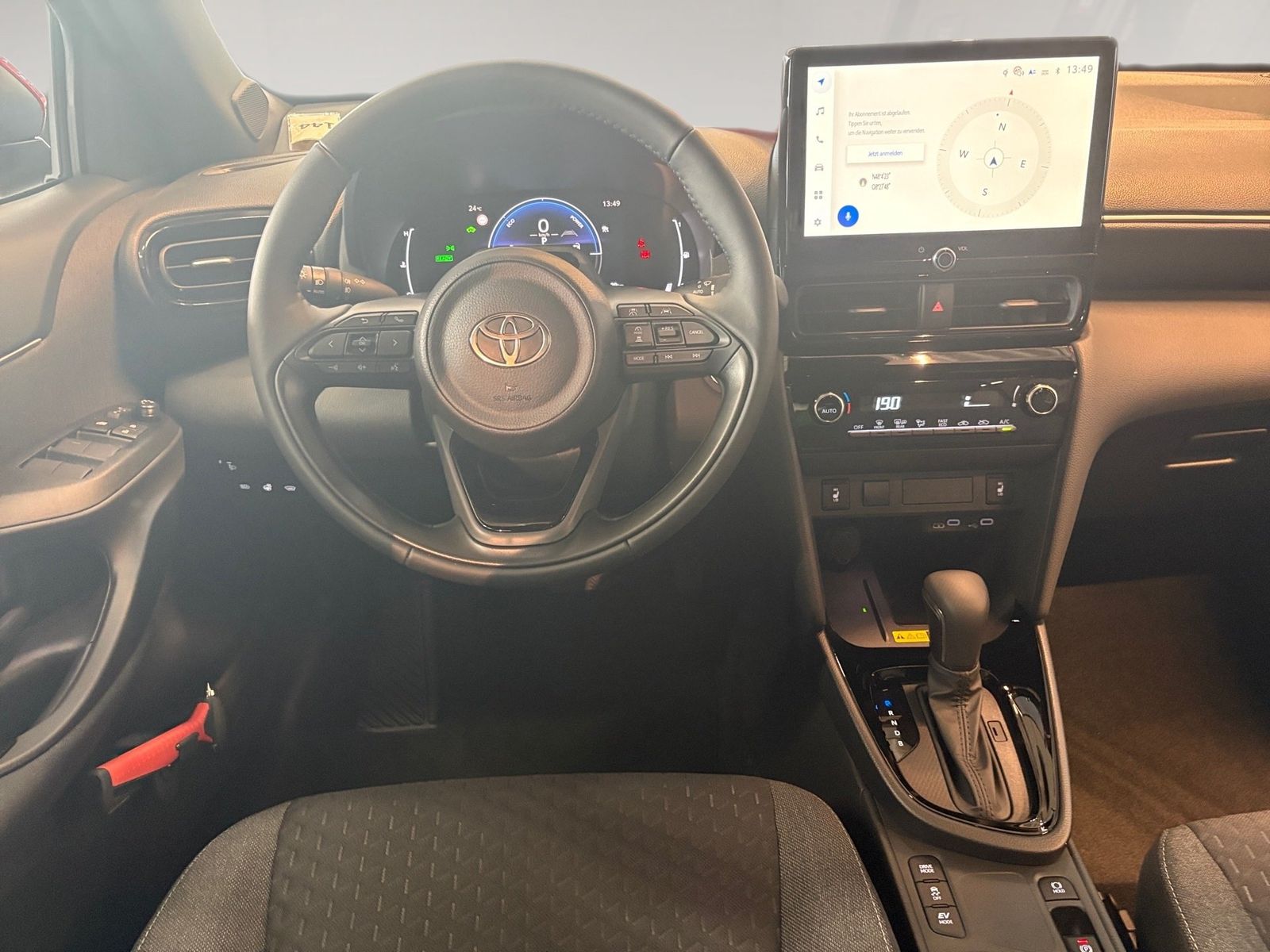 Toyota Yaris Cross 1.5 Teamplayer Winter+Safety ACC+LED