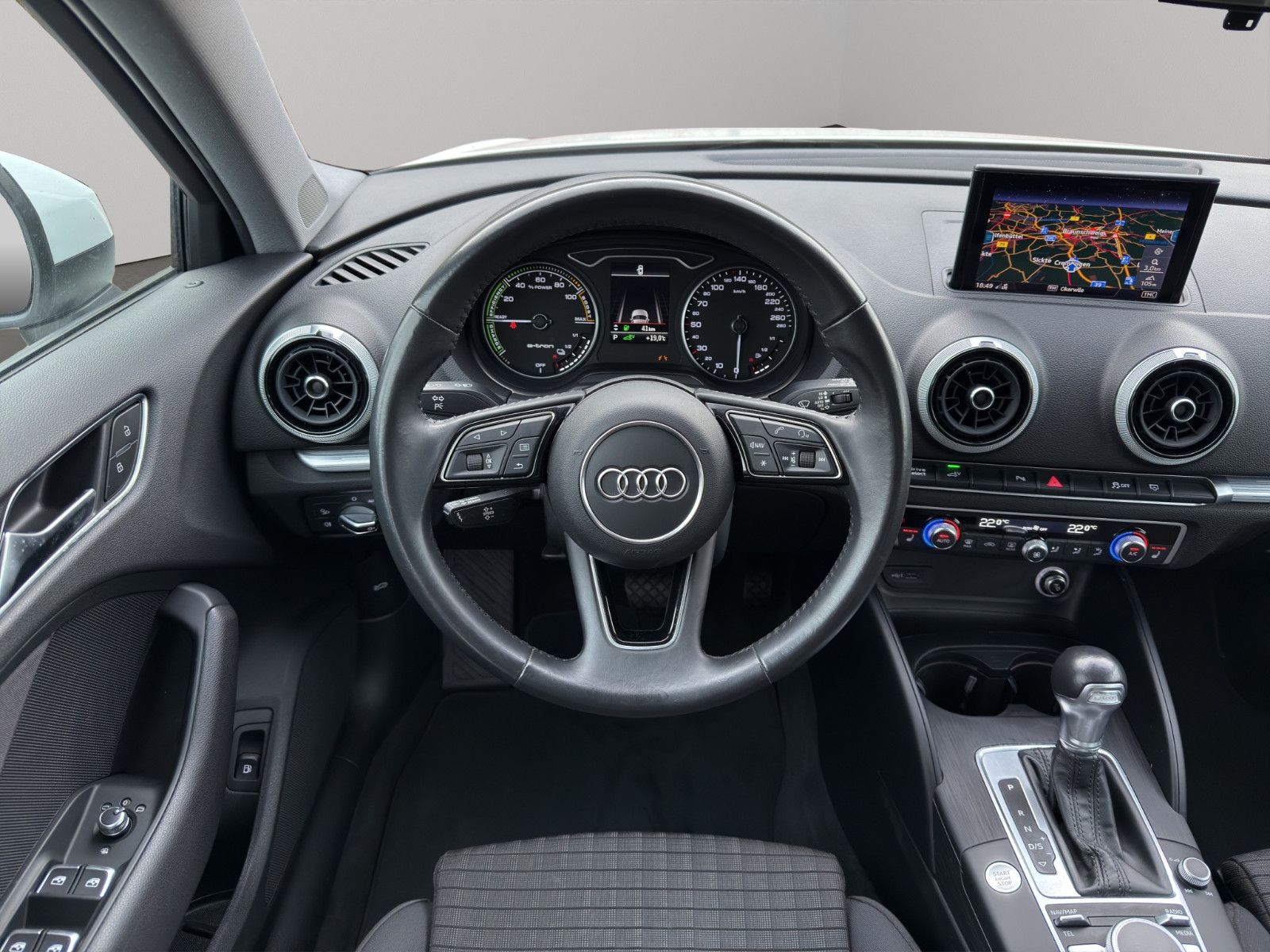 Audi A3 Sportback 40 e-tron - Samsaru's Car Outlet