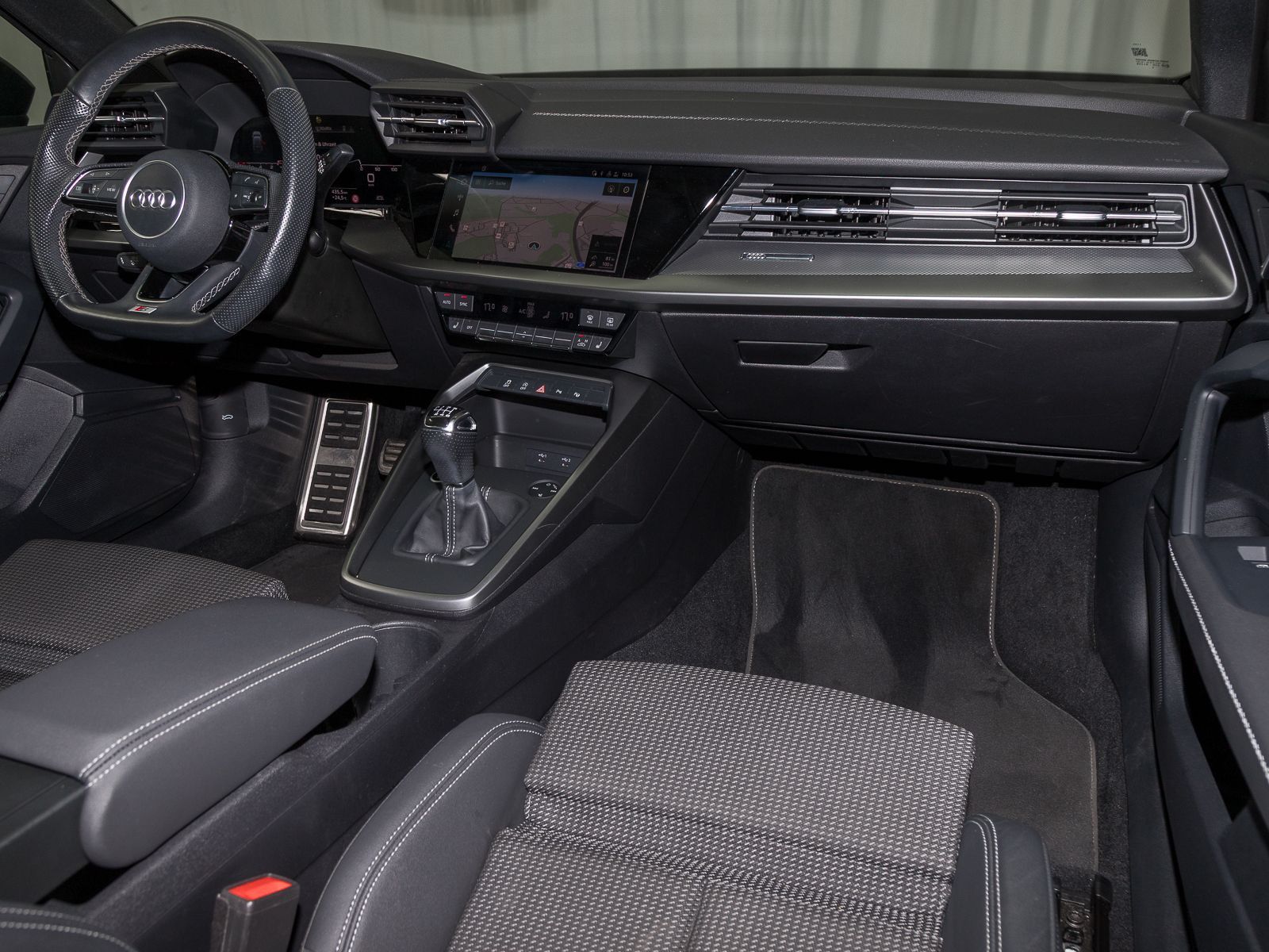 Audi A3 Sportback 35 TFSI 2x S LINE - Samsaru's Car Outlet