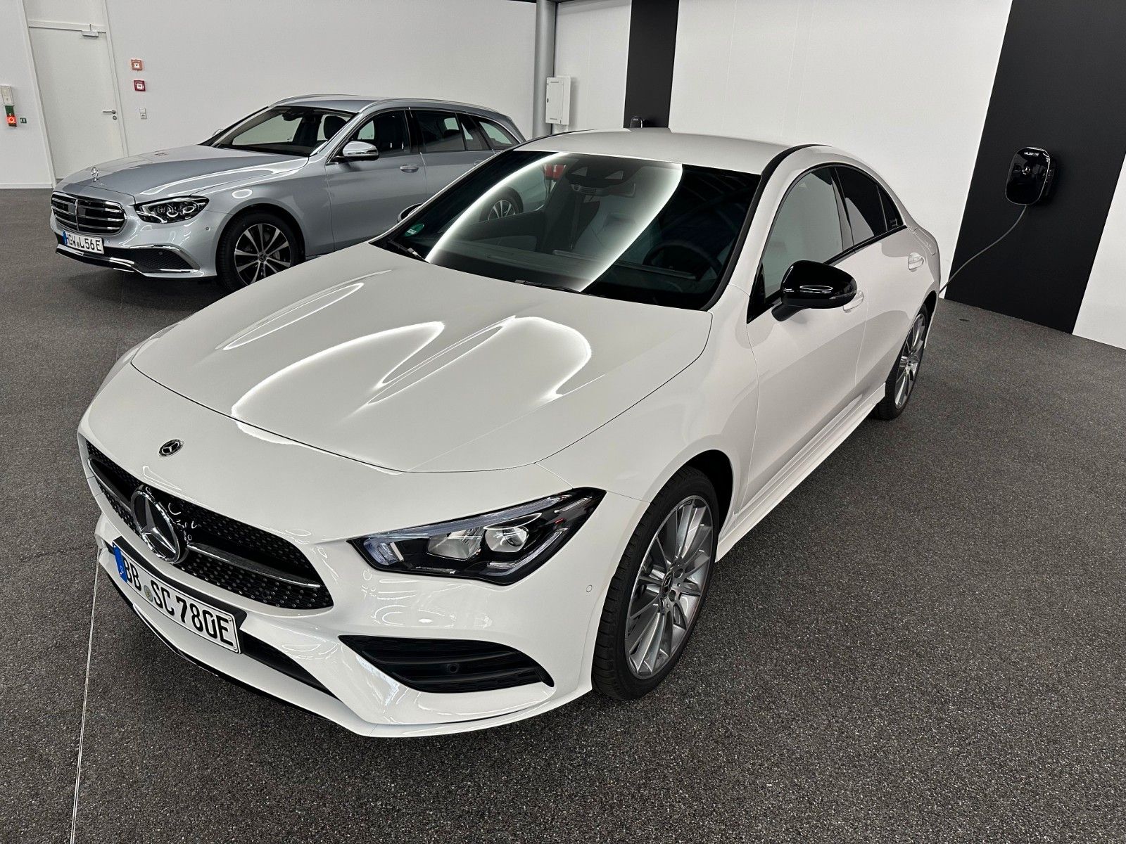 Mercedes-Benz CLA 250 e Coupé AMG Line - Samsaru's Car Outlet
