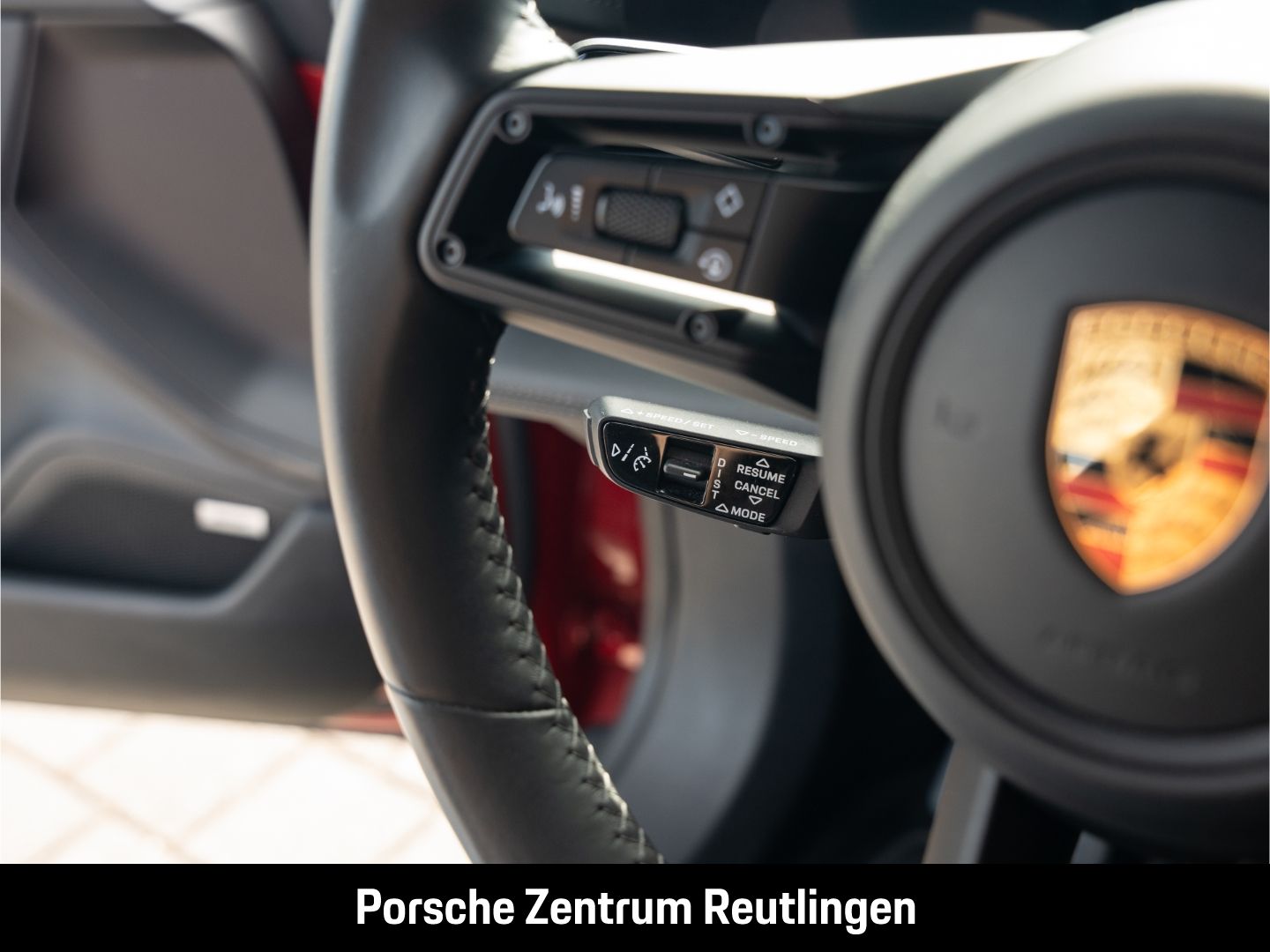 Porsche Taycan Turbo Cross Turismo LED-Matrix Panorama