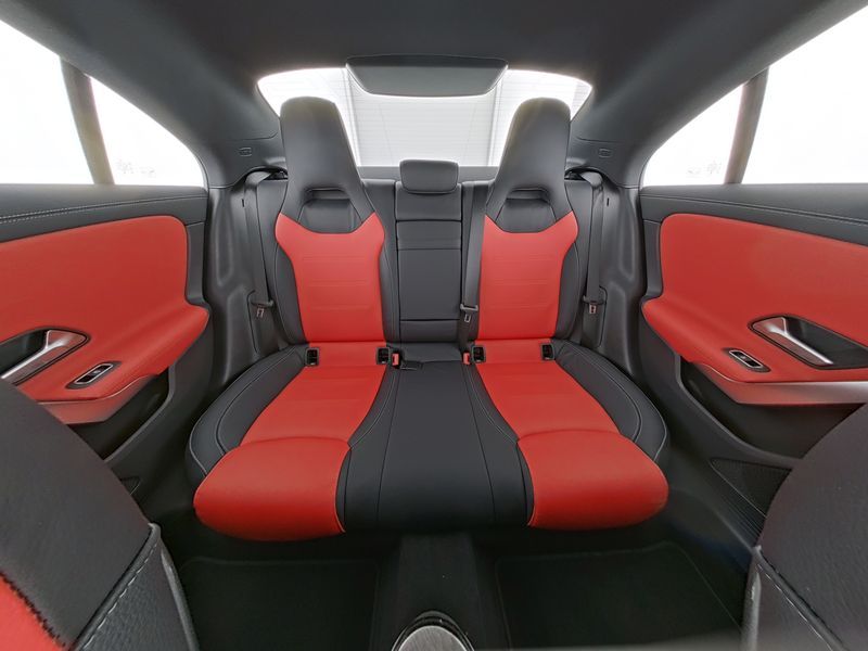 Mercedes-Benz CLA 220 d Coupé AMG-Sport - Samsaru's Car Outlet