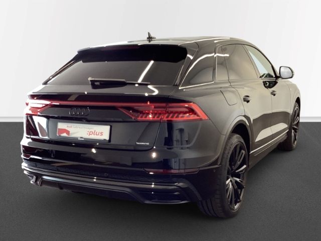 Audi Q8 competition plus 55TFSI quat.S line*Nachtsich