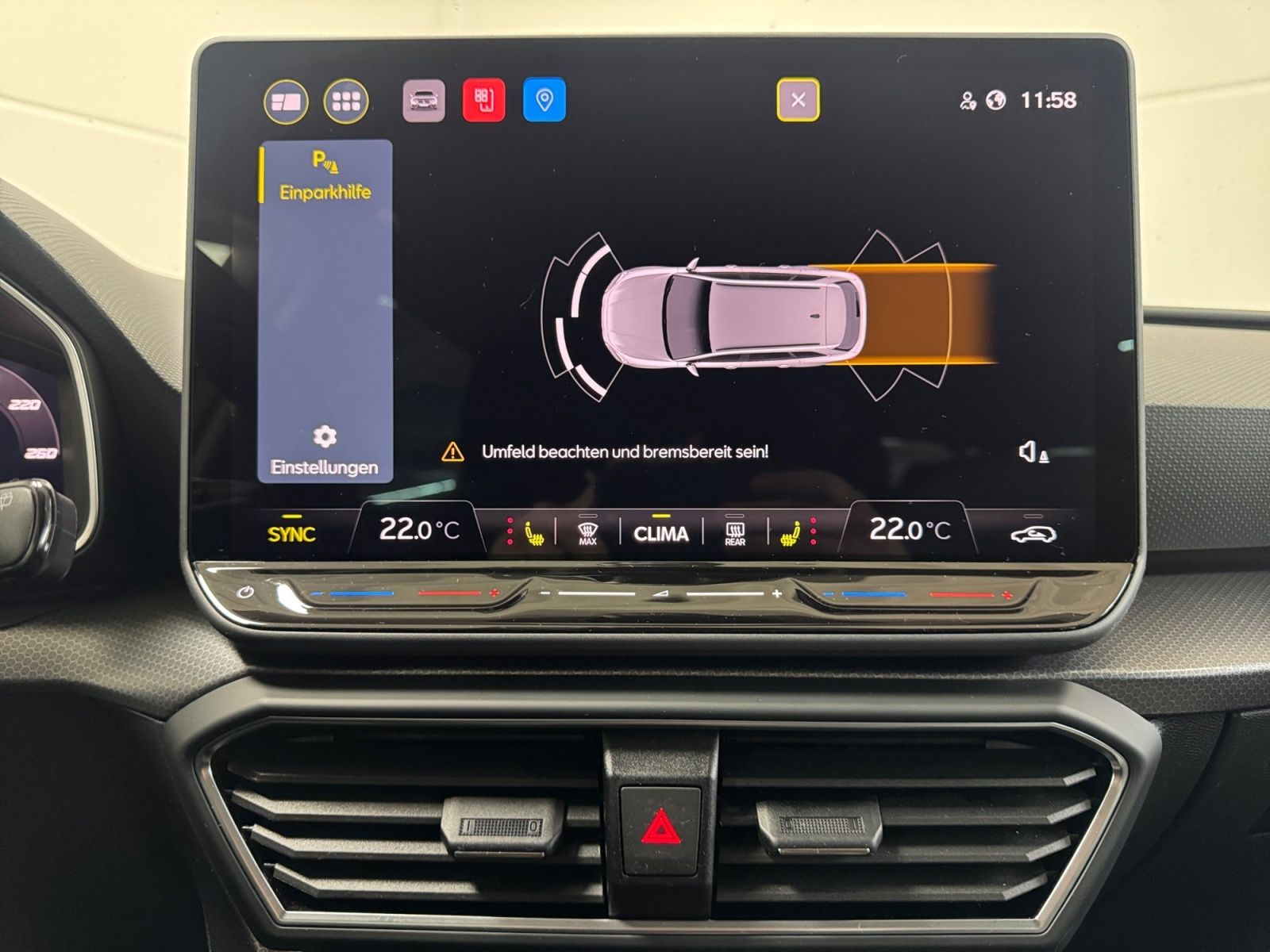 Seat Leon ST 2.0 TDI DSG Style AHK LED Navi