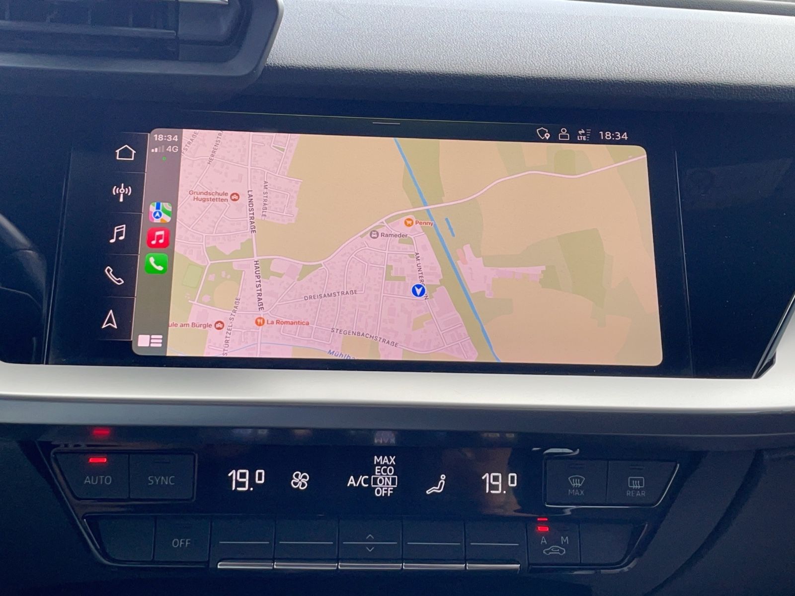 Audi A3 Sportback 30 TDI Sport S-Tronic - Samsaru's Car Outlet