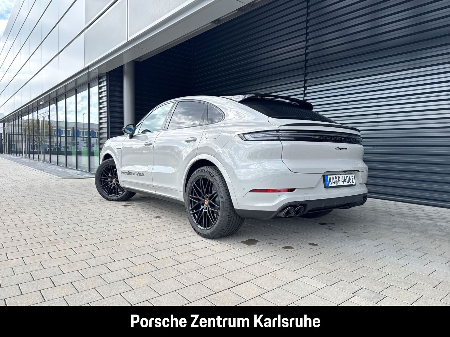 Porsche Cayenne E-Hybrid Coupe Black Edition Clubleder
