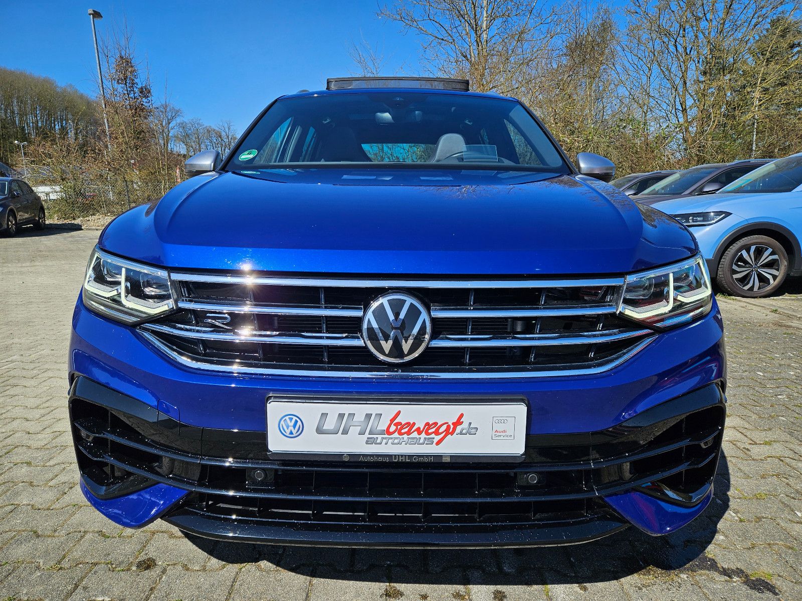 Volkswagen Tiguan R 4Motion - Samsaru's Car Outlet