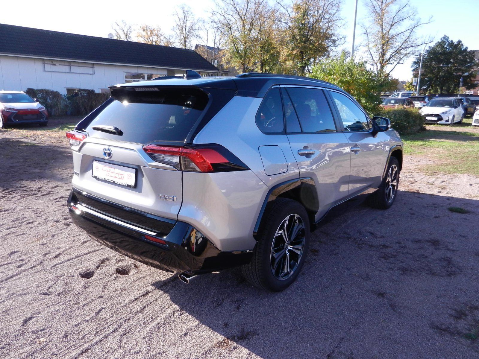 Toyota RAV 4 2,5 Plug In Style