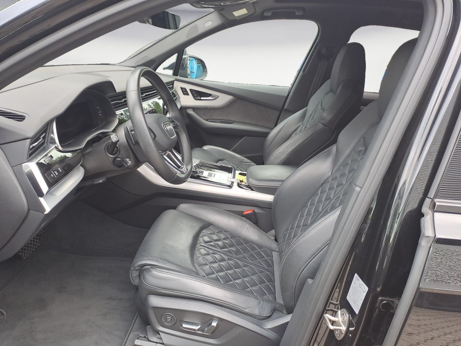 Audi Q7 55 TFSI e