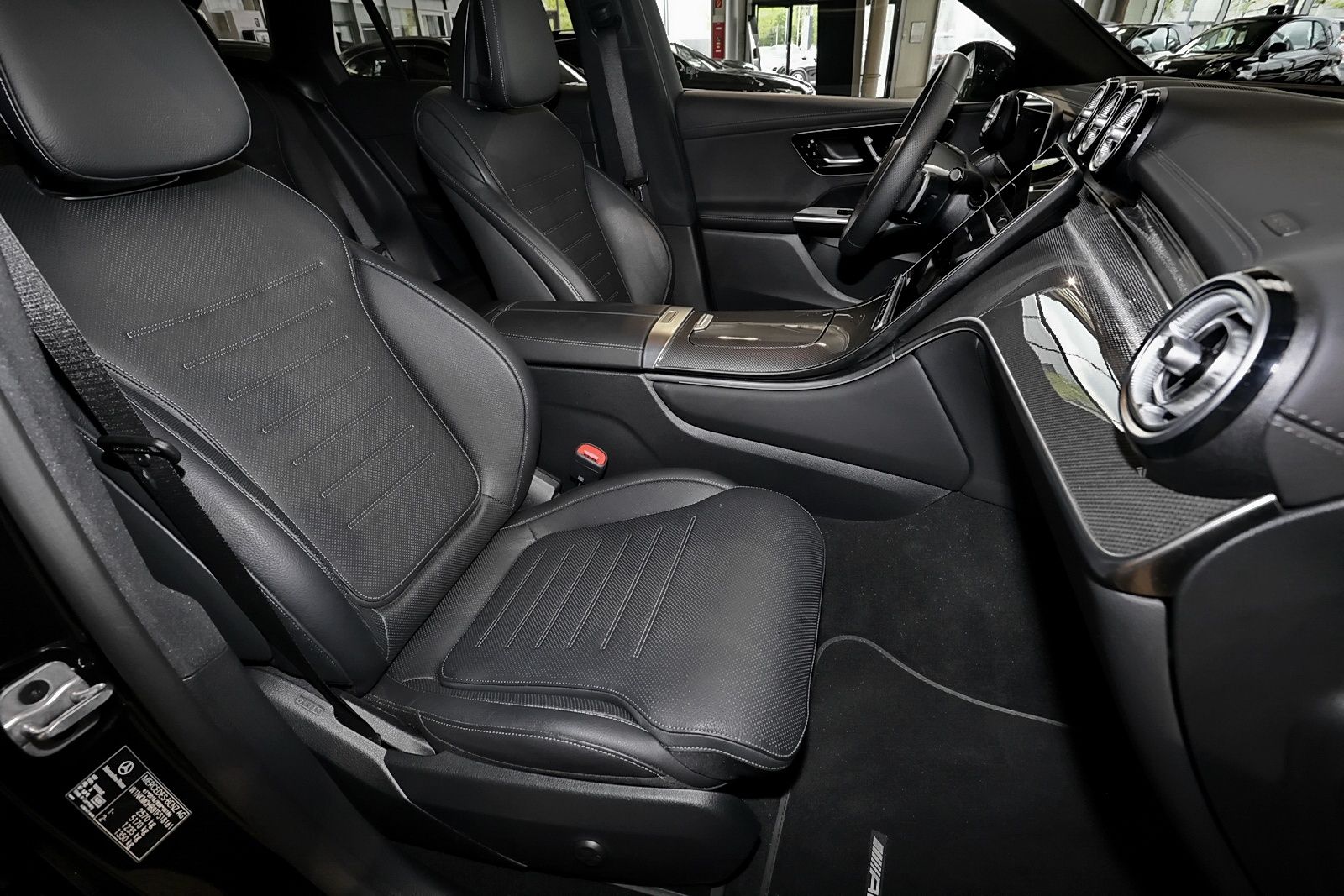 Mercedes-Benz GLC 300 d 4M AMG MBUX+360°+DIG-LED+Pano+AHK+HUD