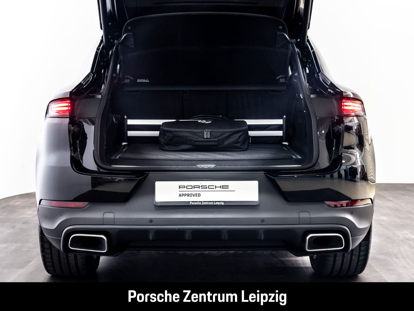 Porsche Cayenne E-Hybrid Coupe HD-Matrix HeadUp AHK ACC