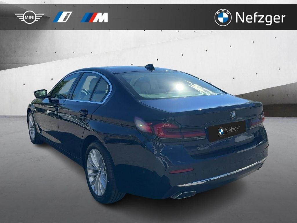 BMW 540 i xDrive Limousine Luxury Line RFK Standheiz