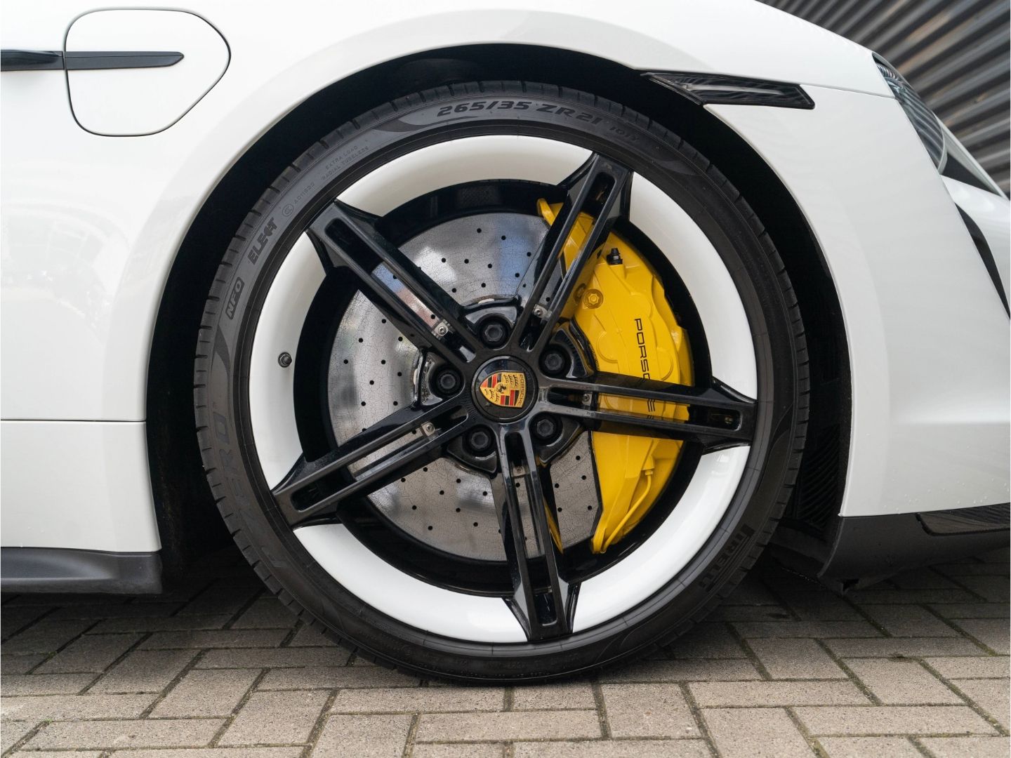 Porsche Taycan Turbo S Matrix LED PDLS Carbon uvm.
