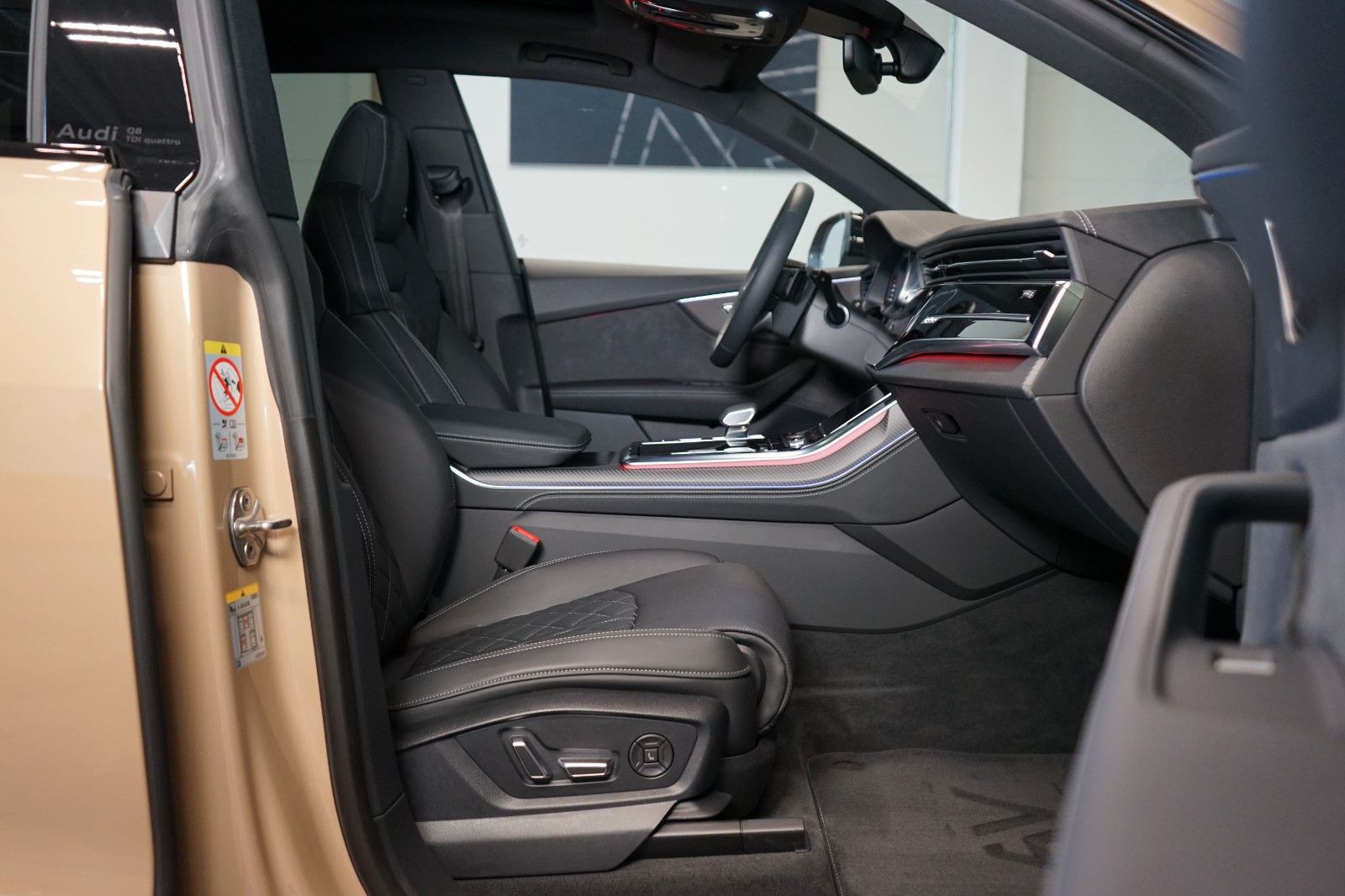 Audi Q8 50 TDI - Samsaru's Car Outlet