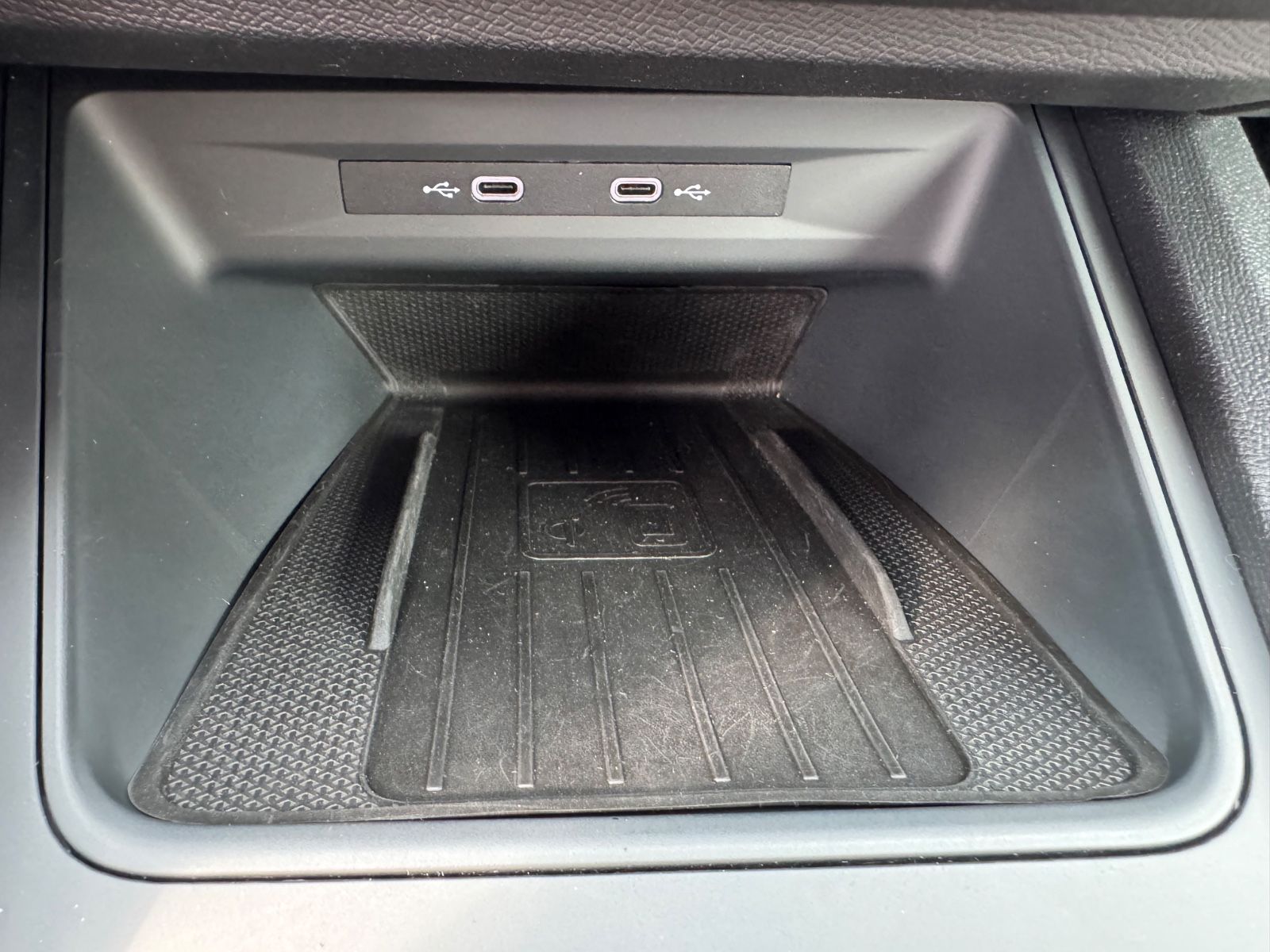 Seat Leon ST 1.0 eTSI 110PS Style Business DSG7 - Samsaru's Car Outlet