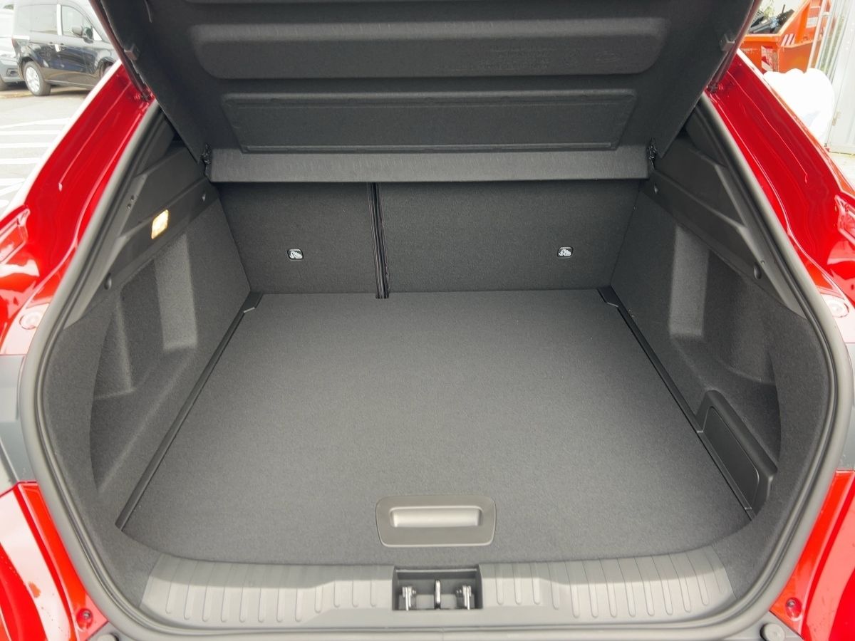Renault Arkana TECHNO E-Tech Full Hybrid - Samsaru's Car Outlet