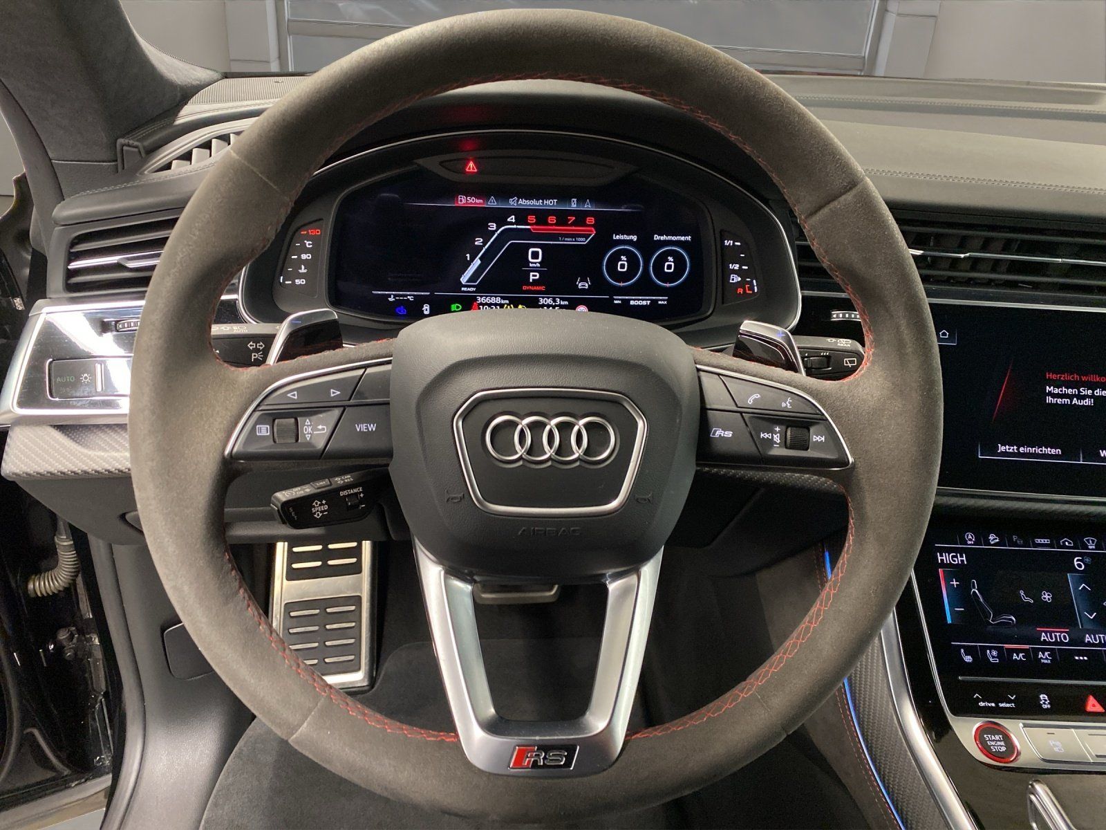 Audi RS Q8 4.0 quattro TFSI Pano ACC AHK AUT Kam. 360